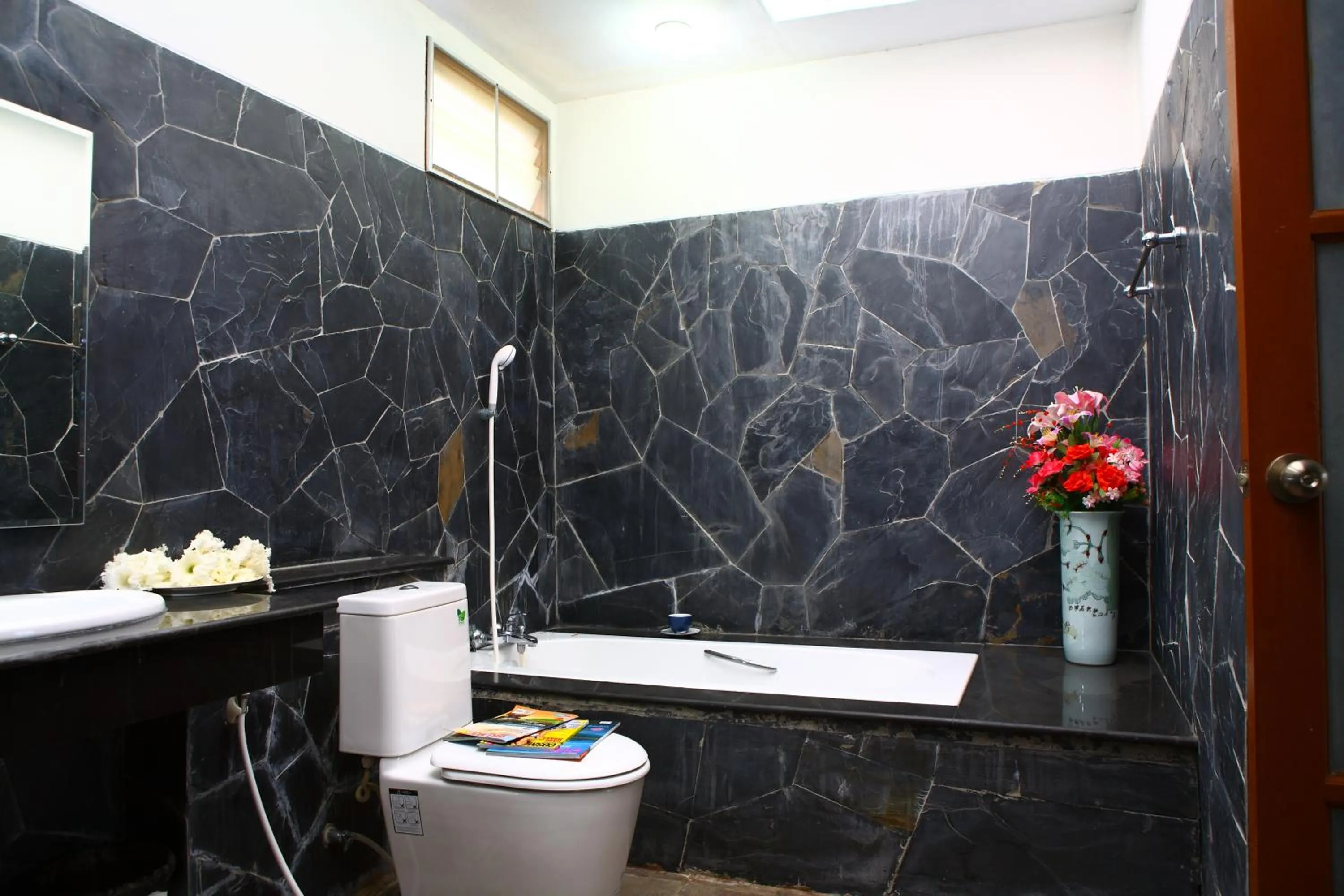 Thongsathit Hill Resort Khao Yai