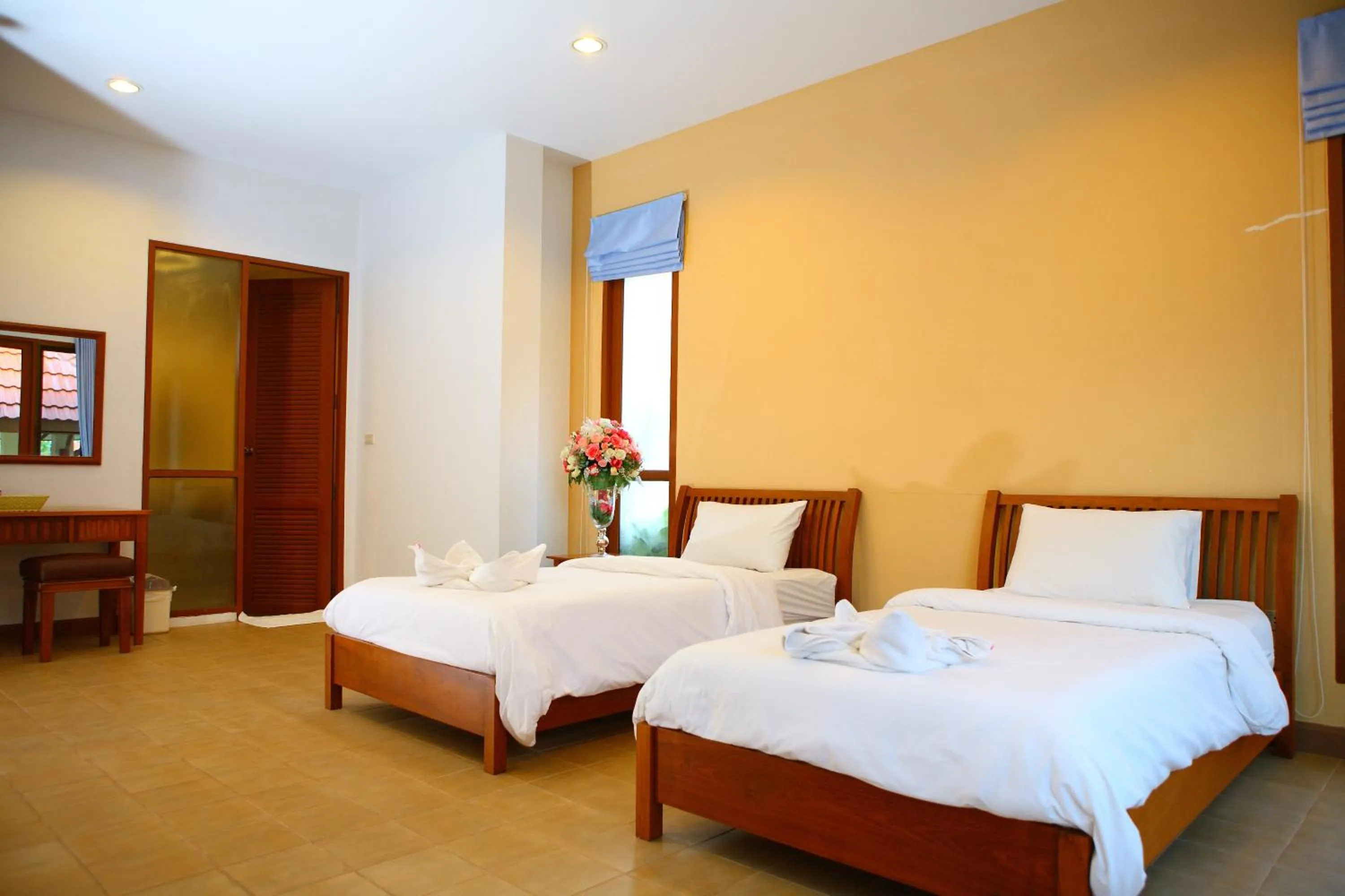 Bed in Thongsathit Hill Resort Khao Yai
