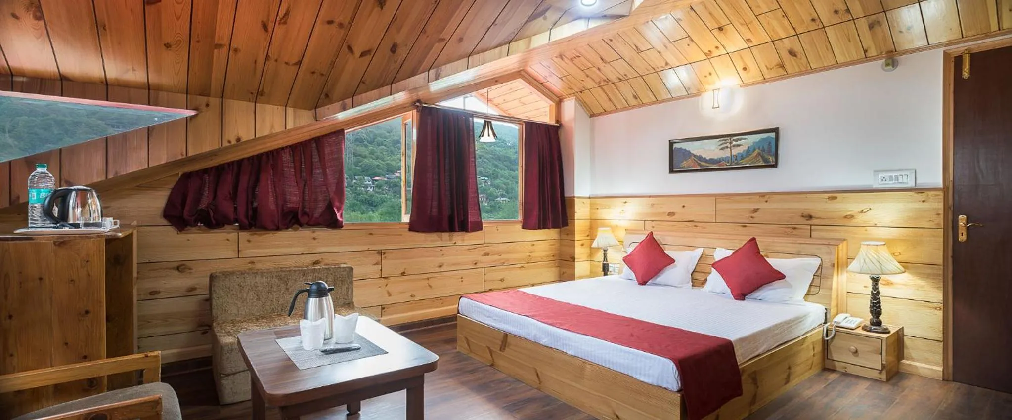 Bedroom, Bed in Hotel Kullu Valley