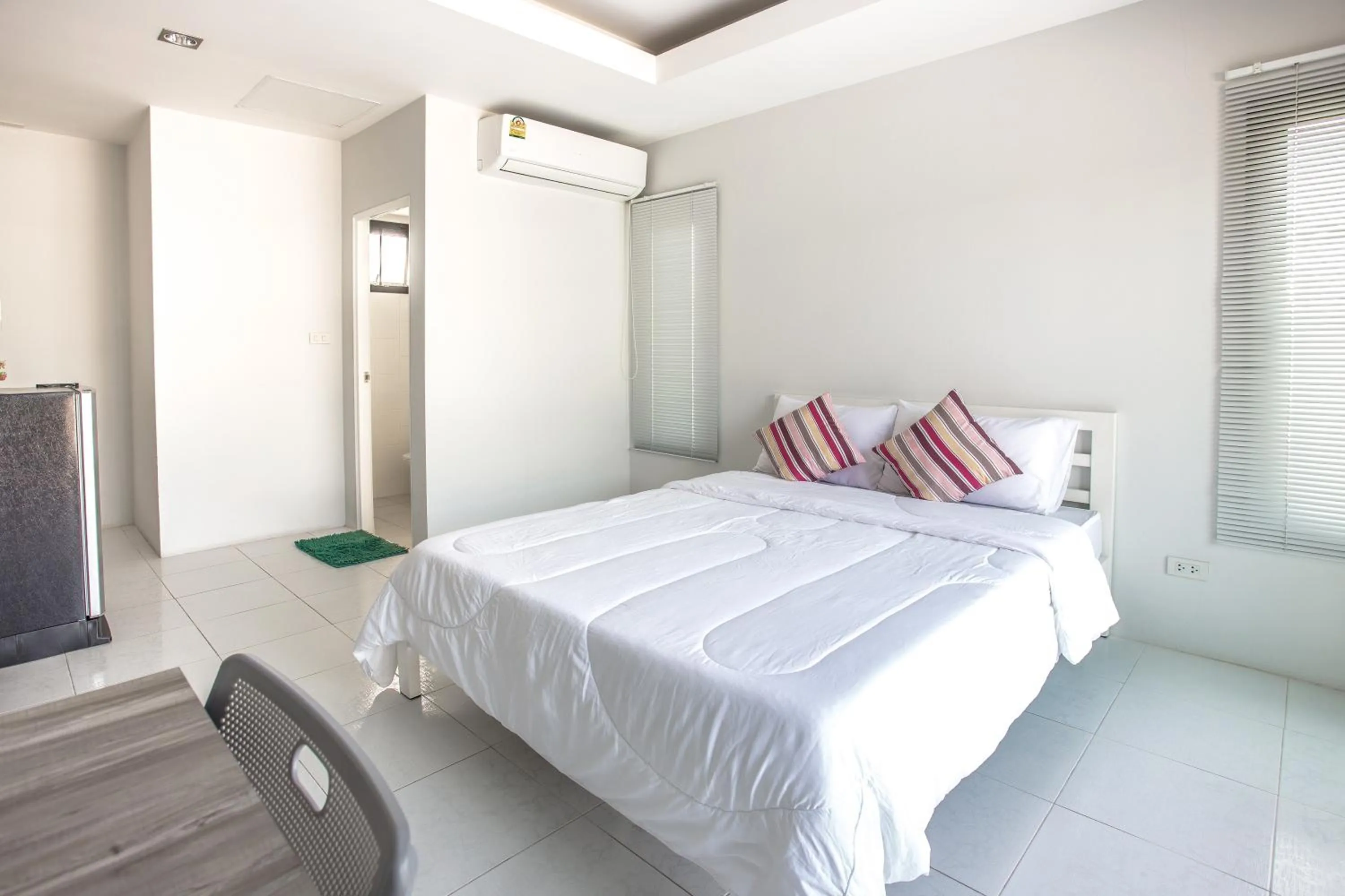 Bedroom, Bed in Baan Le Vimaan