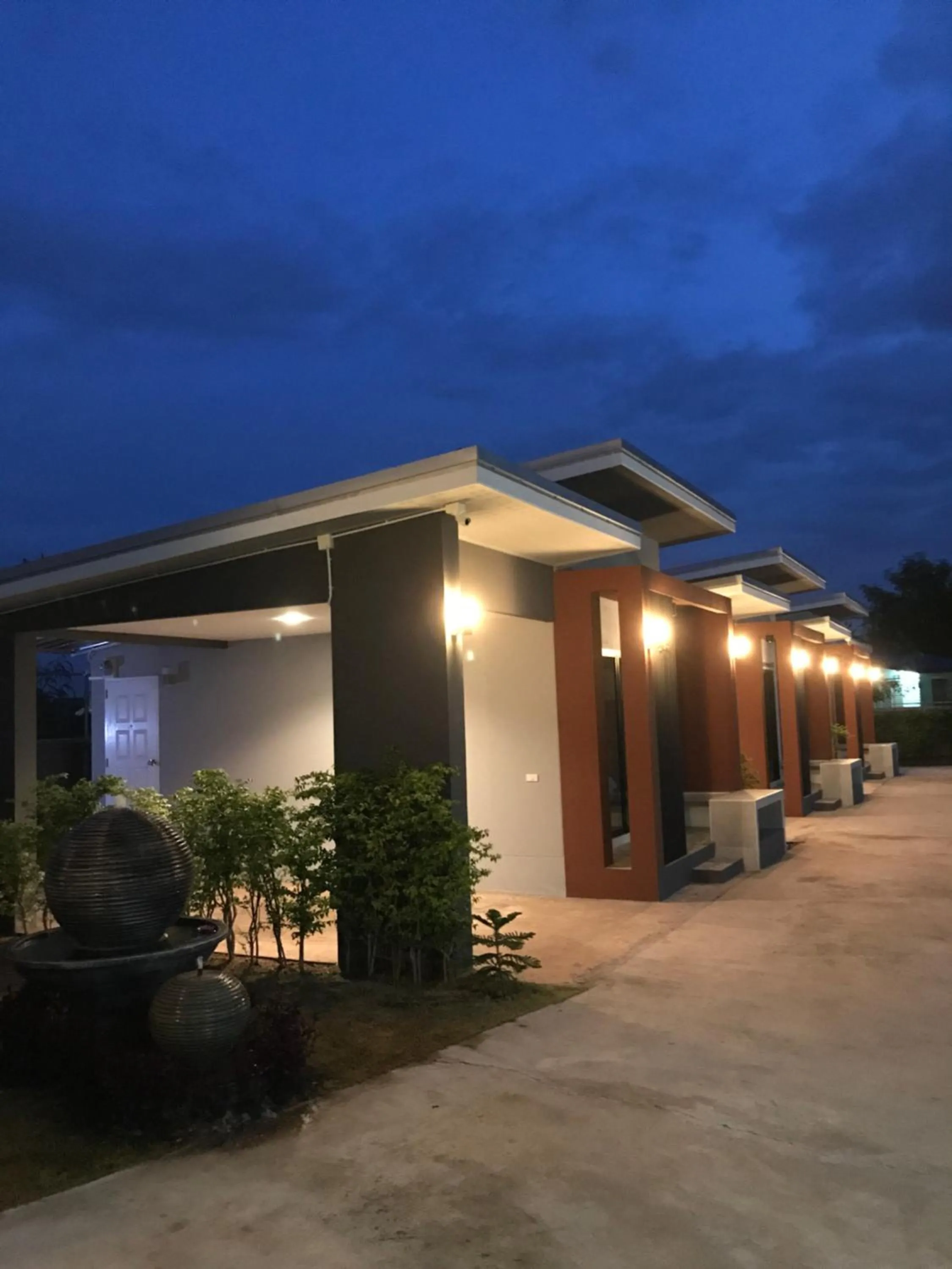 Night in Baan Le Vimaan