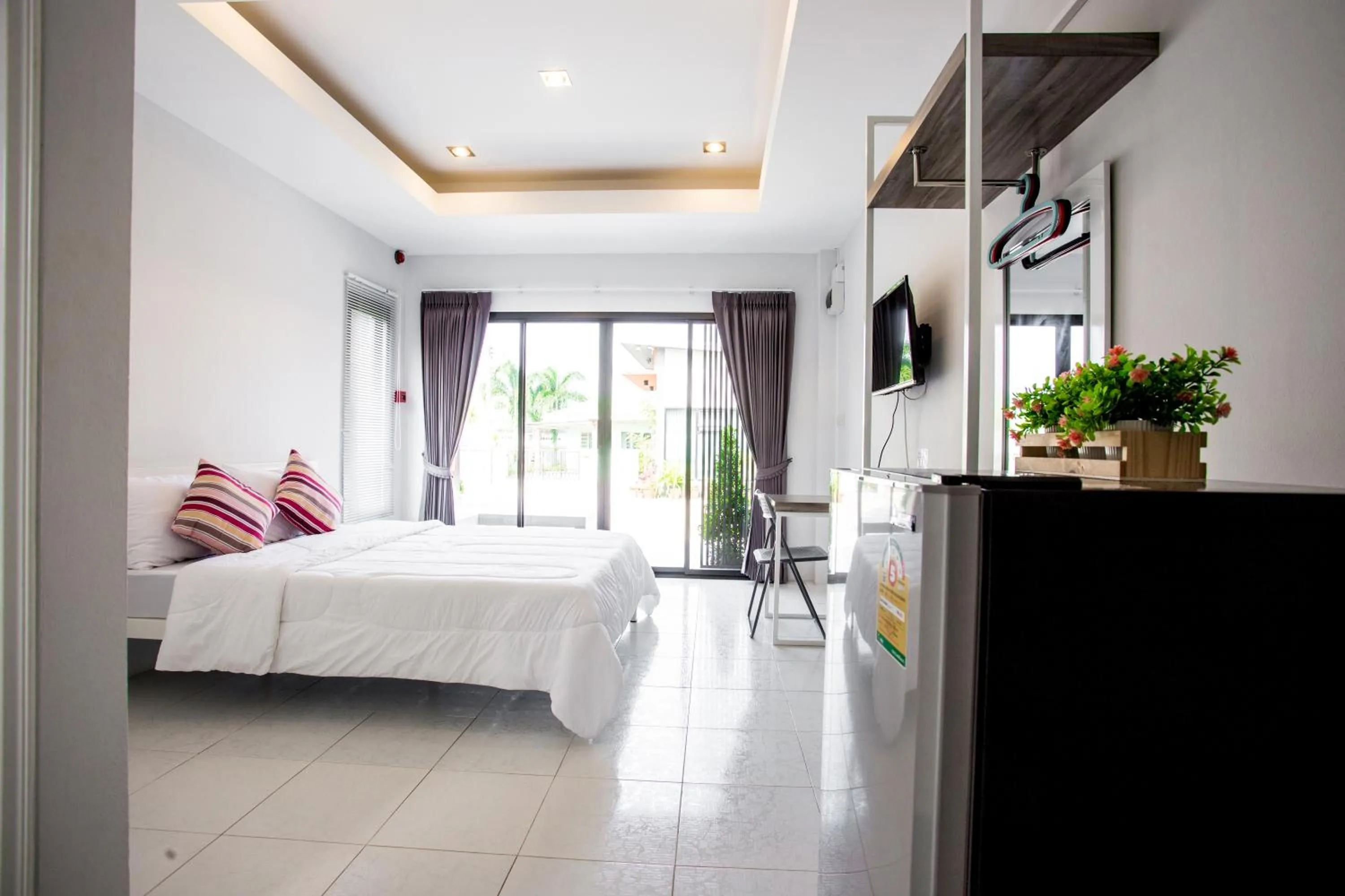 Bedroom, Bed in Baan Le Vimaan