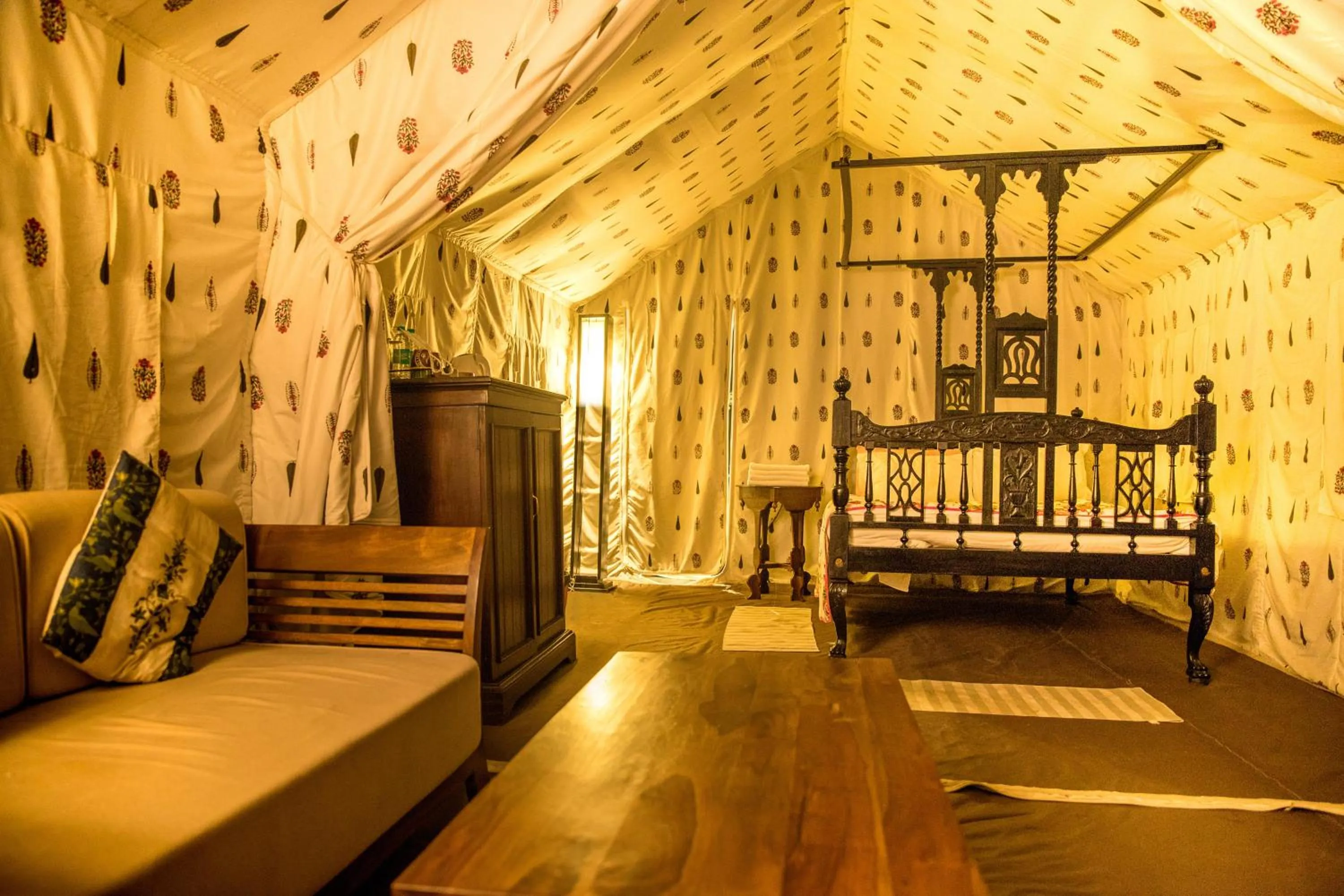 Living room in Eco Adventure Resorts Khhairabera