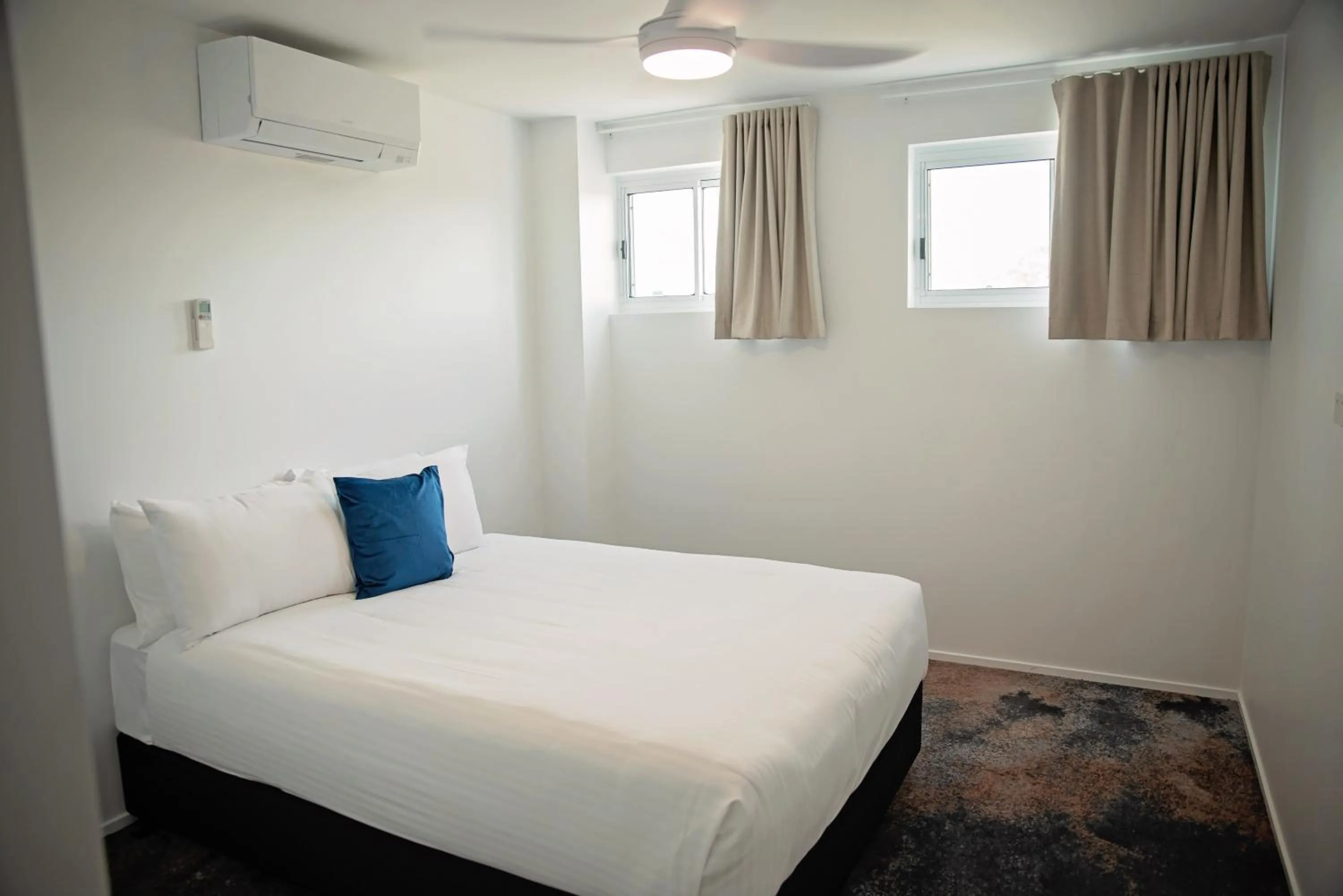 Bed in Don Pancho Beach Resort