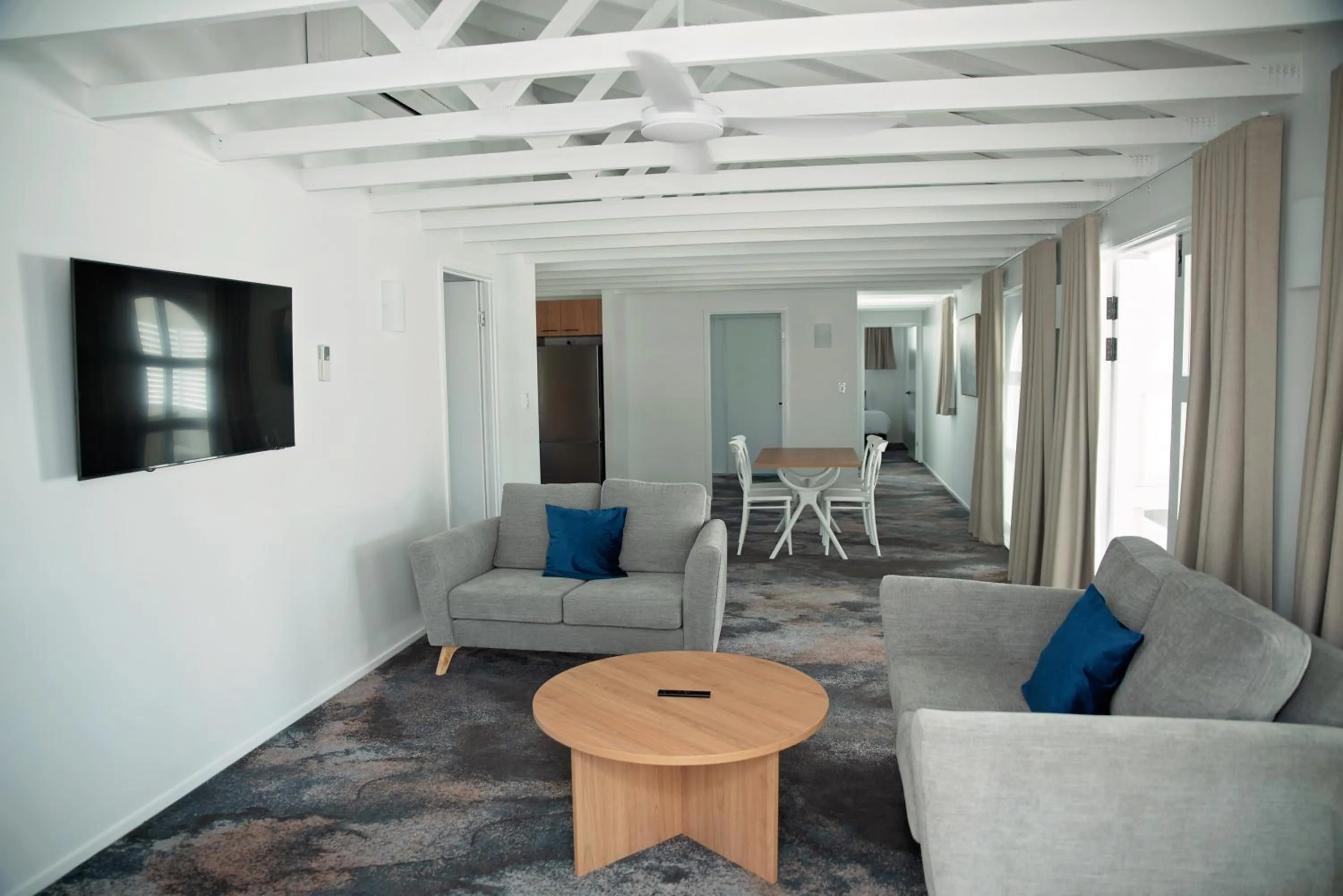 TV and multimedia in Don Pancho Beach Resort