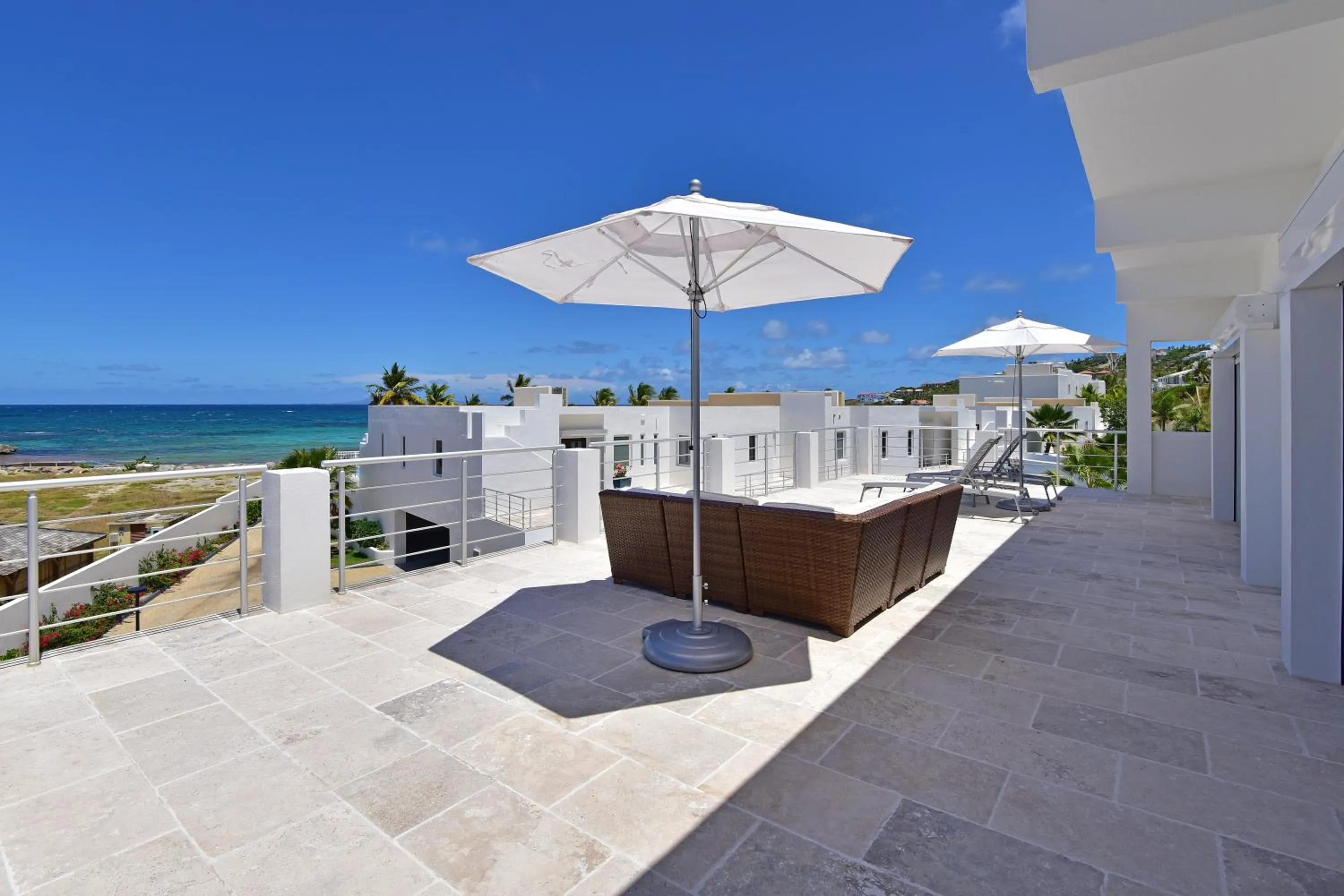 Balcony/Terrace in Coral Beach Club Villas & Marina