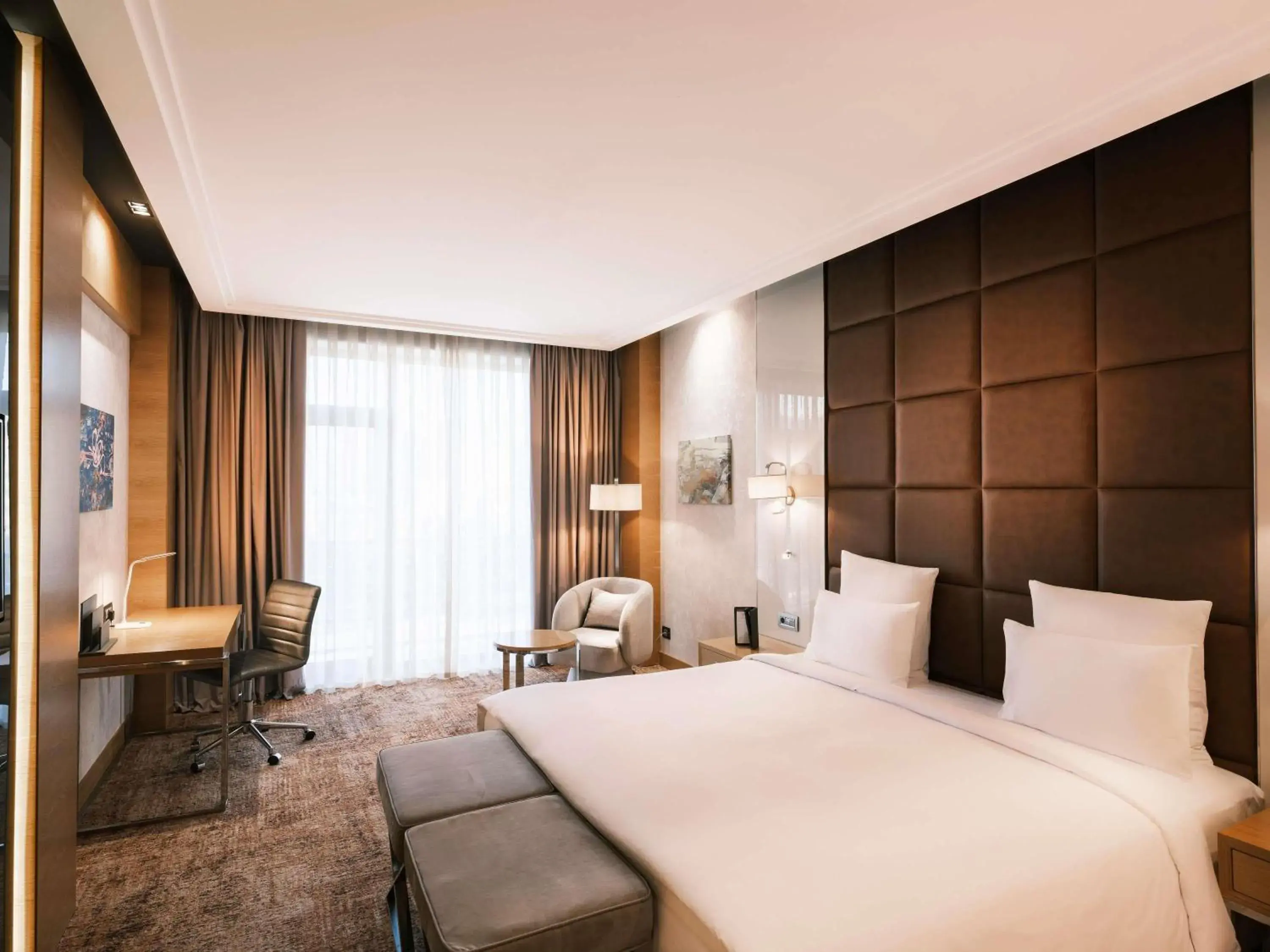 Standard King Room in Movenpick Winter Park Baku Standard King Room in Movenpick Winter Park Baku