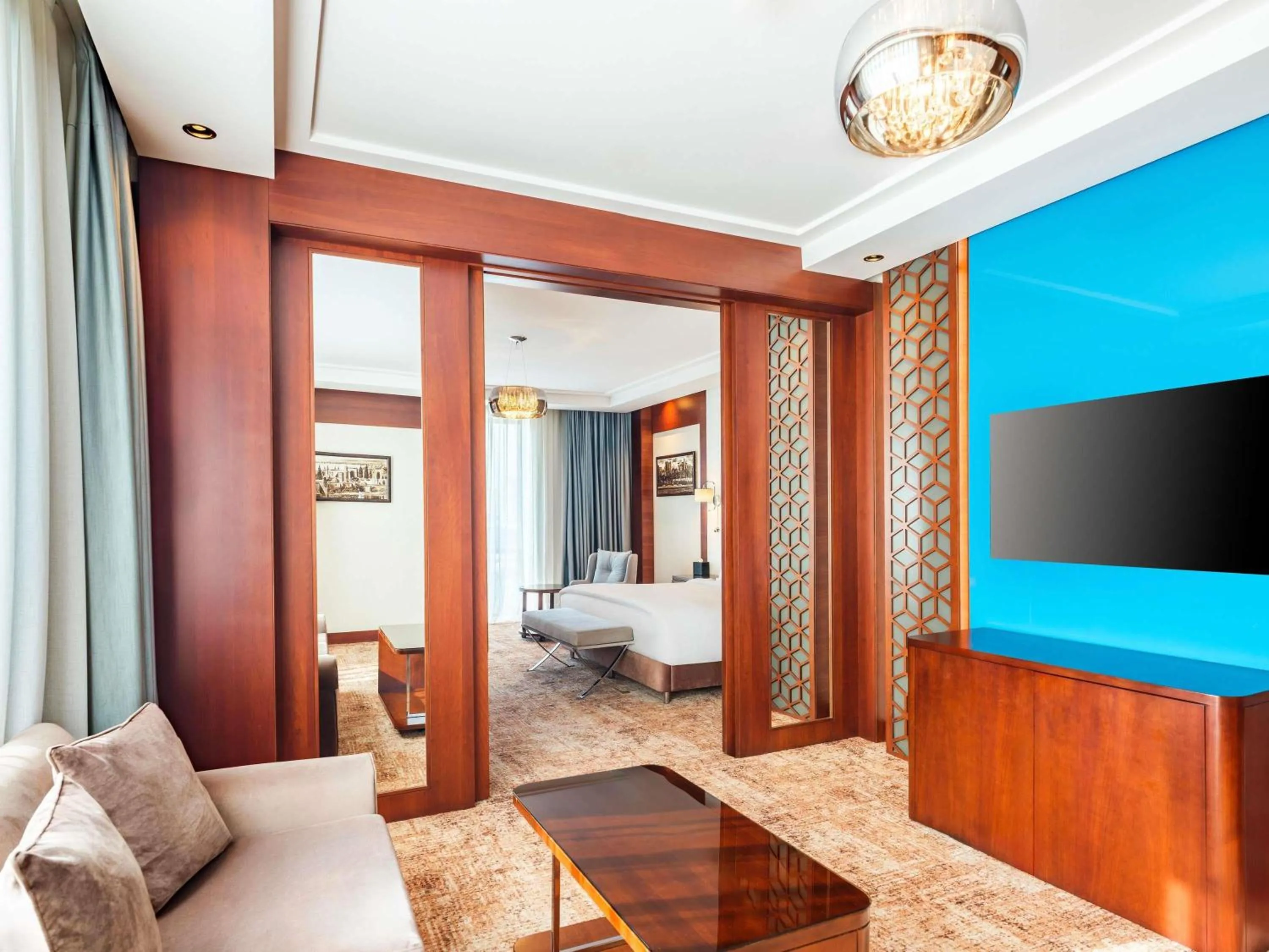 Bedroom, Bed in Movenpick Winter Park Baku