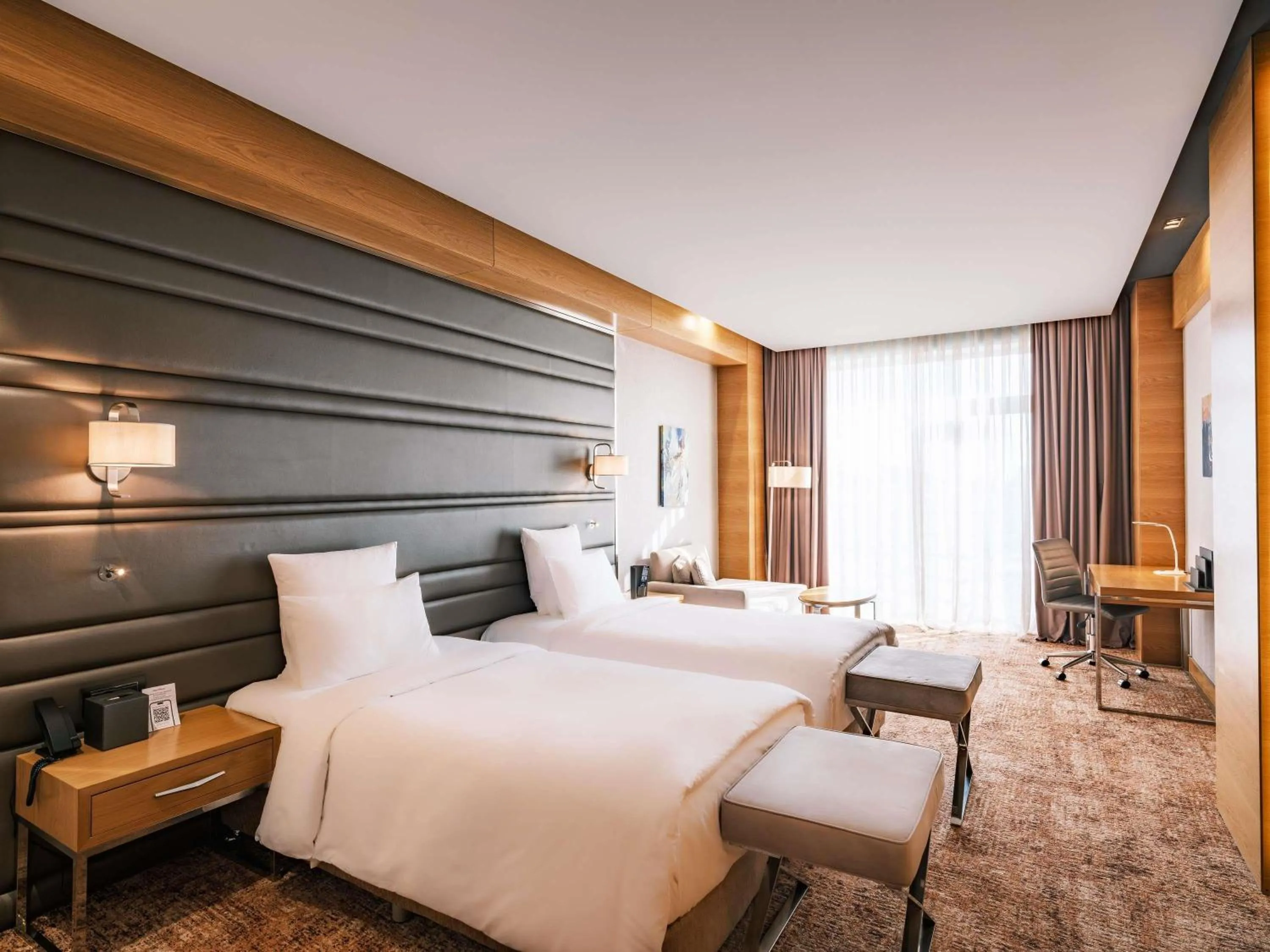 Deluxe Twin Room in Movenpick Winter Park Baku