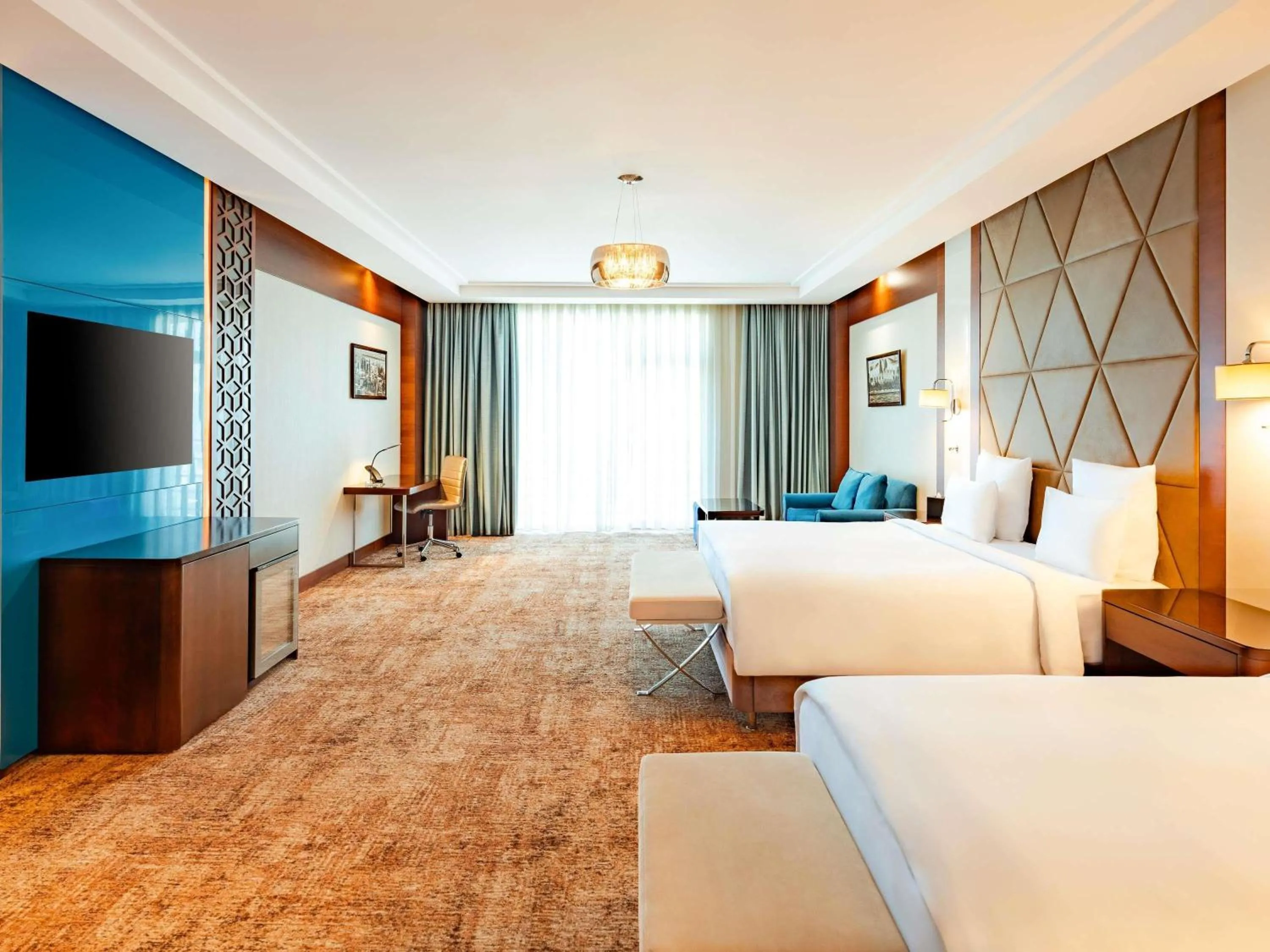 Bedroom, Bed in Movenpick Winter Park Baku