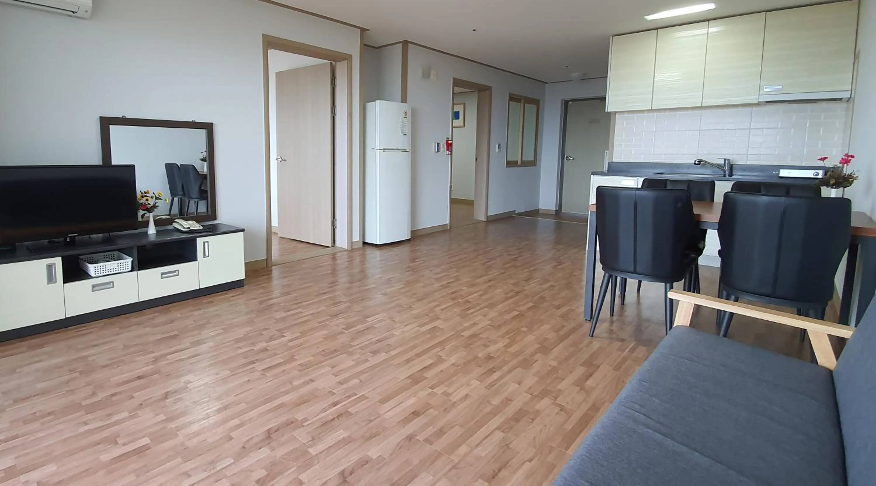 TV/Entertainment Center in Blue Hawaii Resort