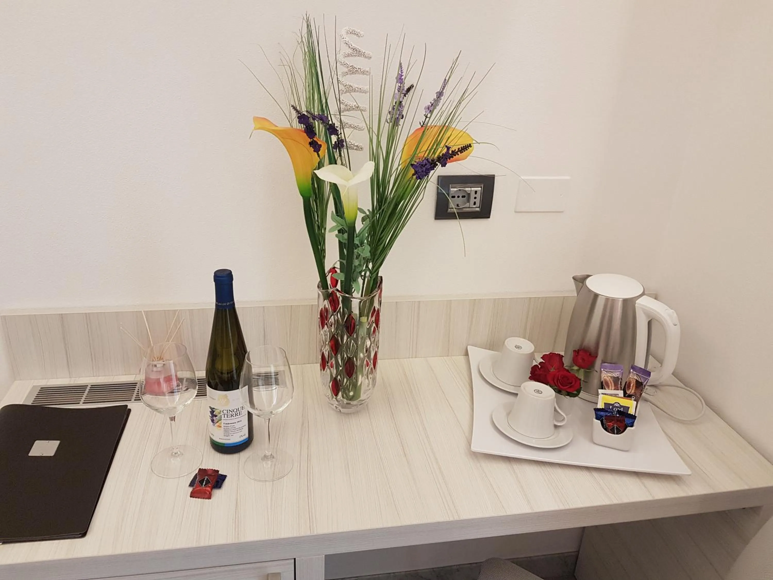 Food and drinks in Cinqueterre Behind