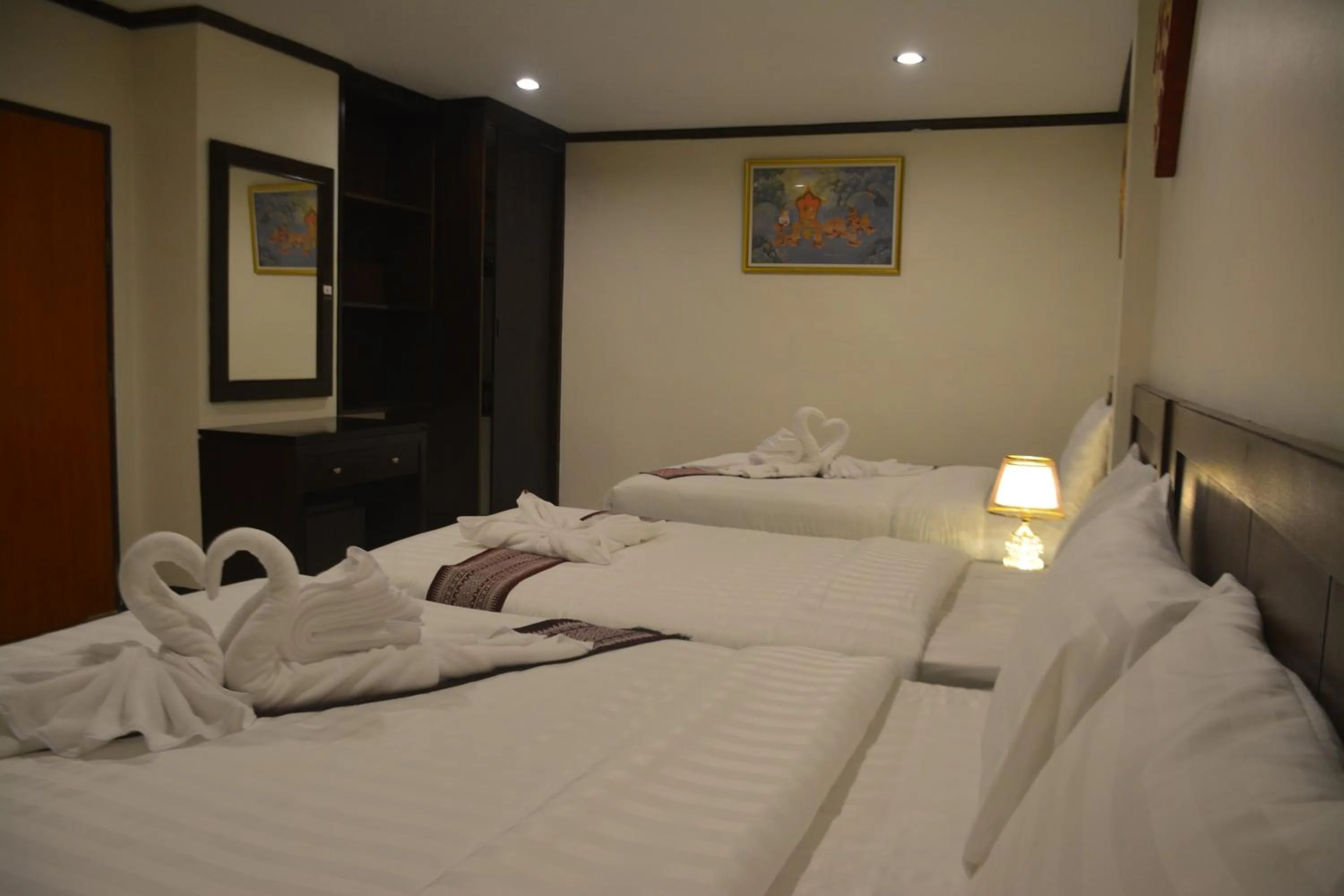 hair dresser, Bed in Patong Moon Inn Residence