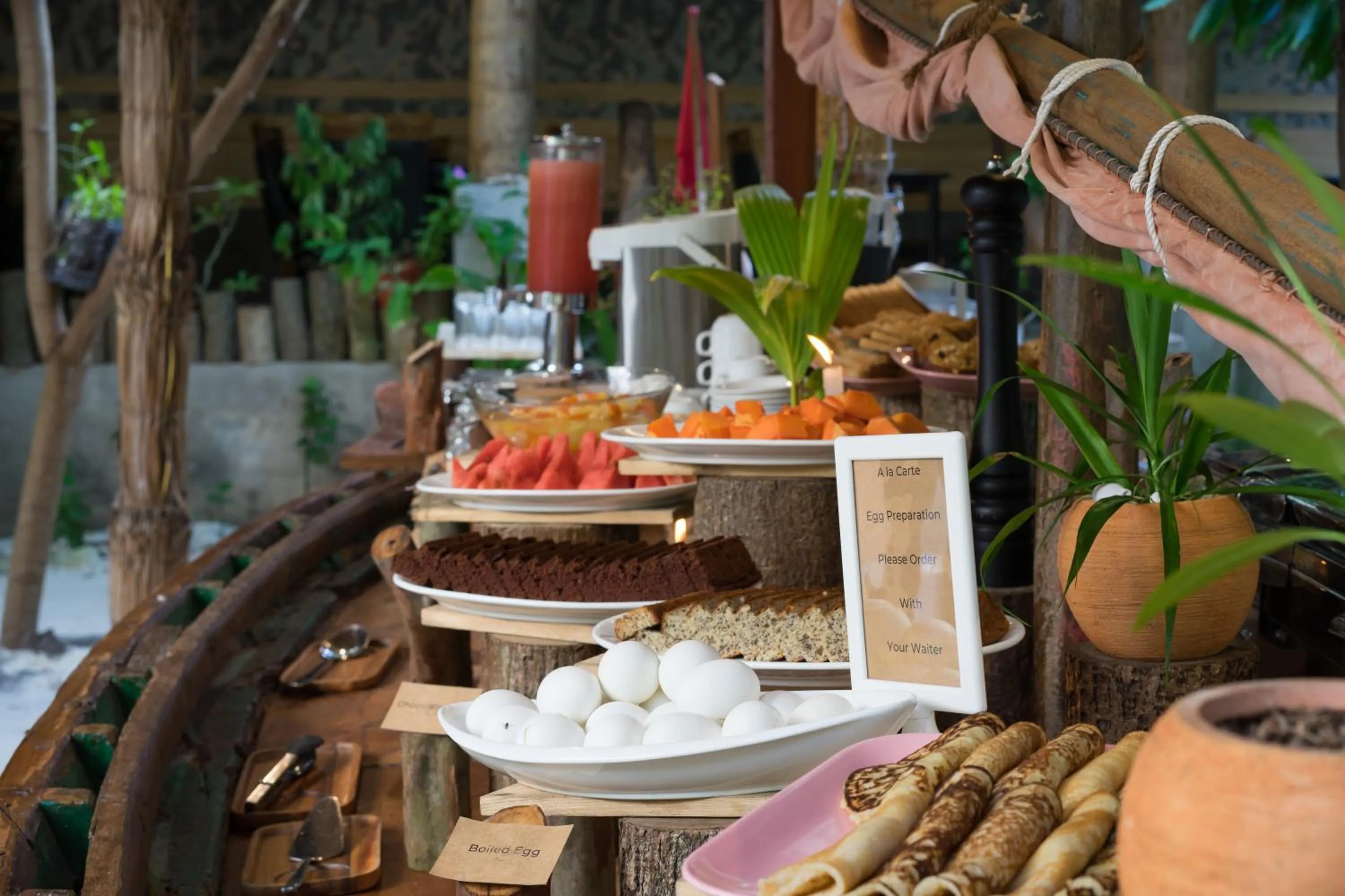 Breakfast in West Sands