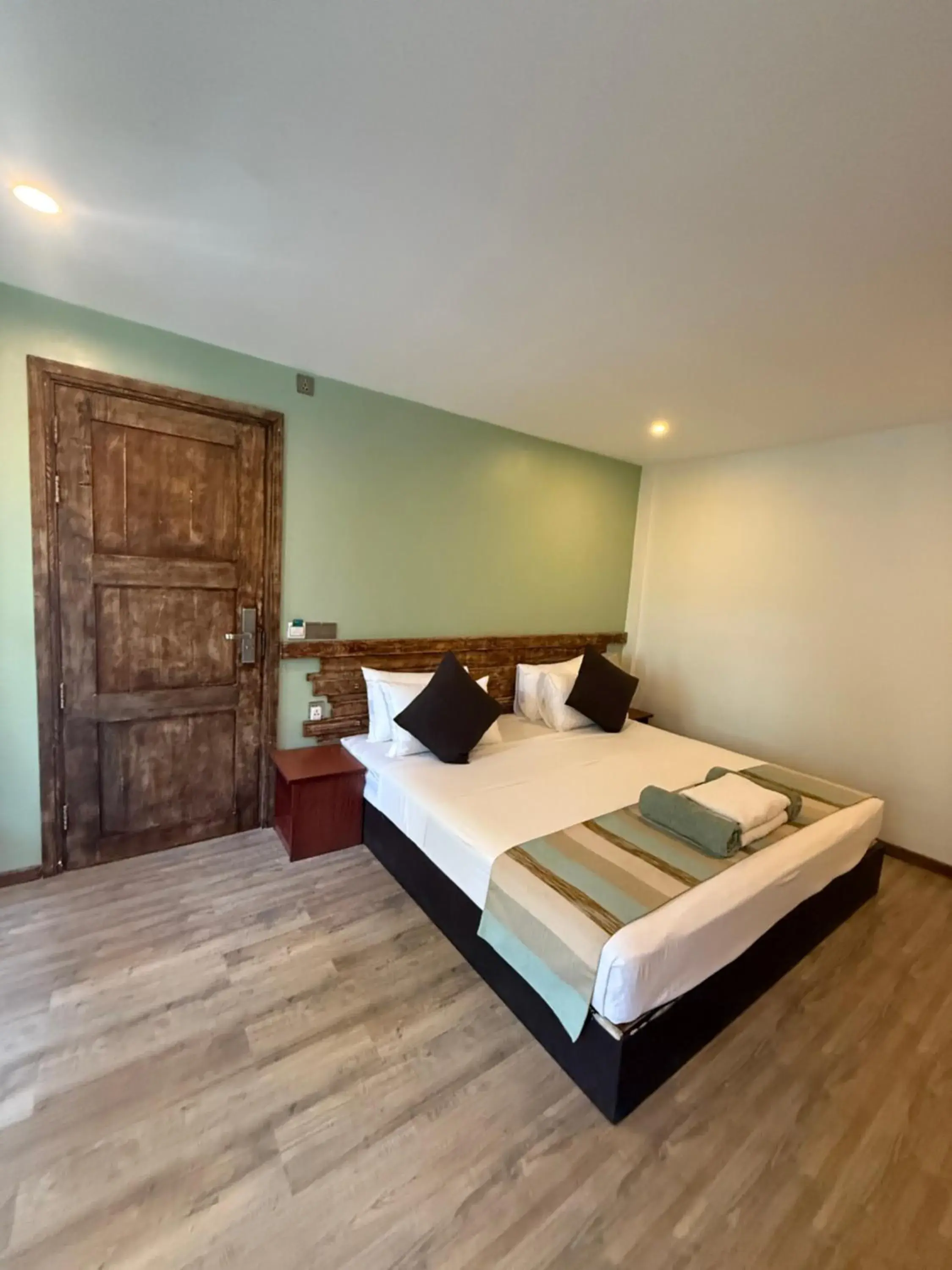 Sea View Suite with Balcony (20% off on Return Shared Speed Boat transfer from Airport) in West Sands Sea View Suite with Balcony (20% off on Return Shared Speed Boat transfer from Airport) in West Sands