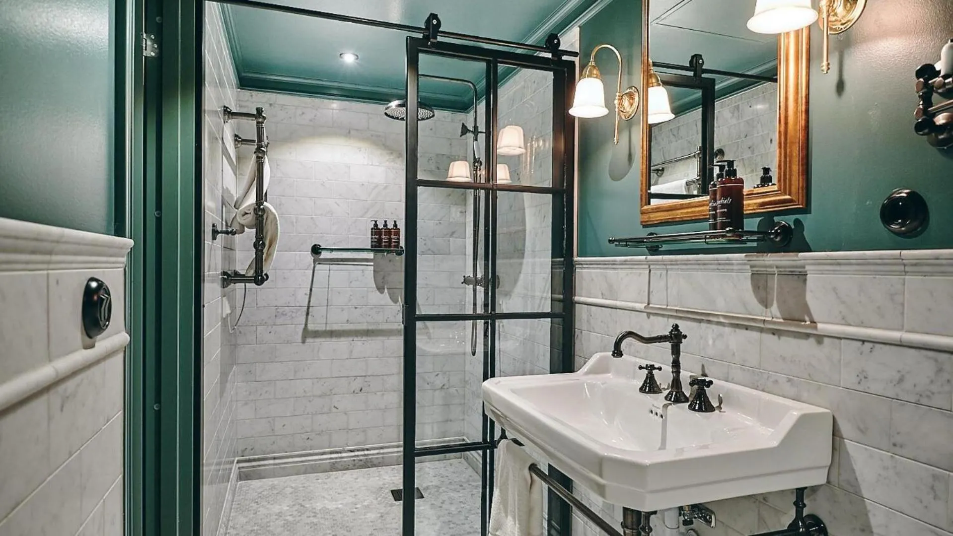 Bathroom in Steam Hotel