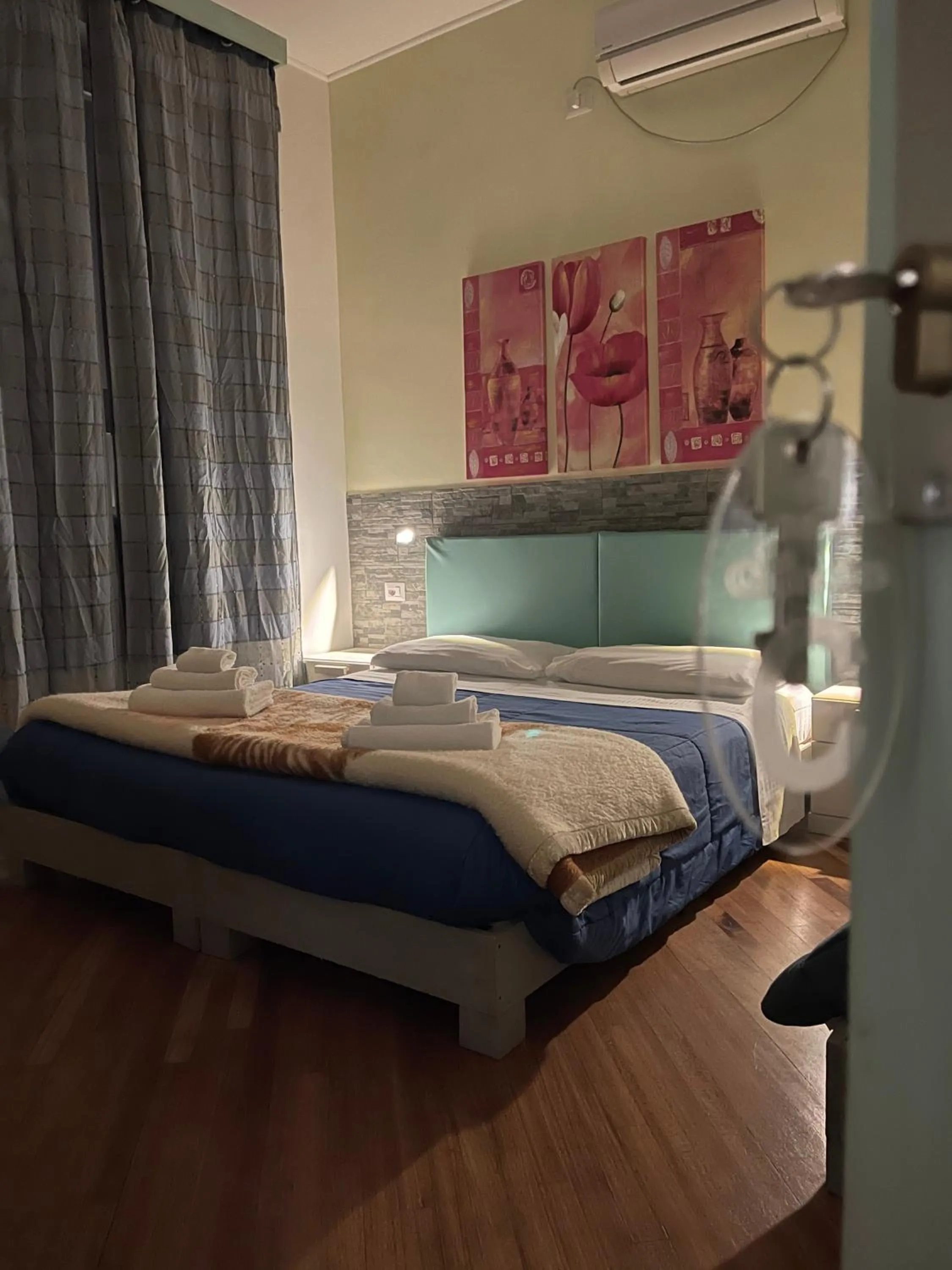 Photo of the whole room, Bed in B&B Le Ginestre