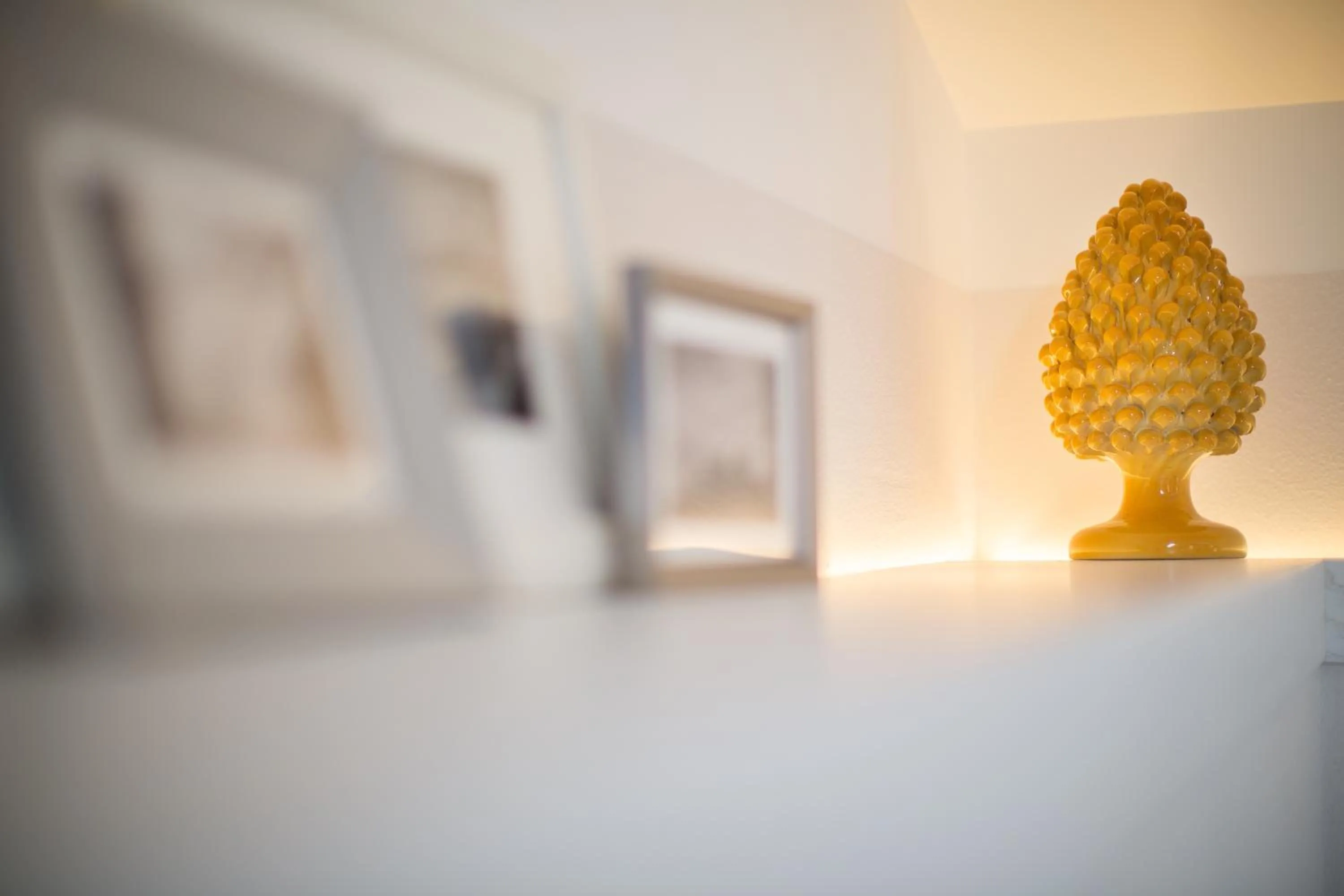 Decorative detail in MelRose Relais