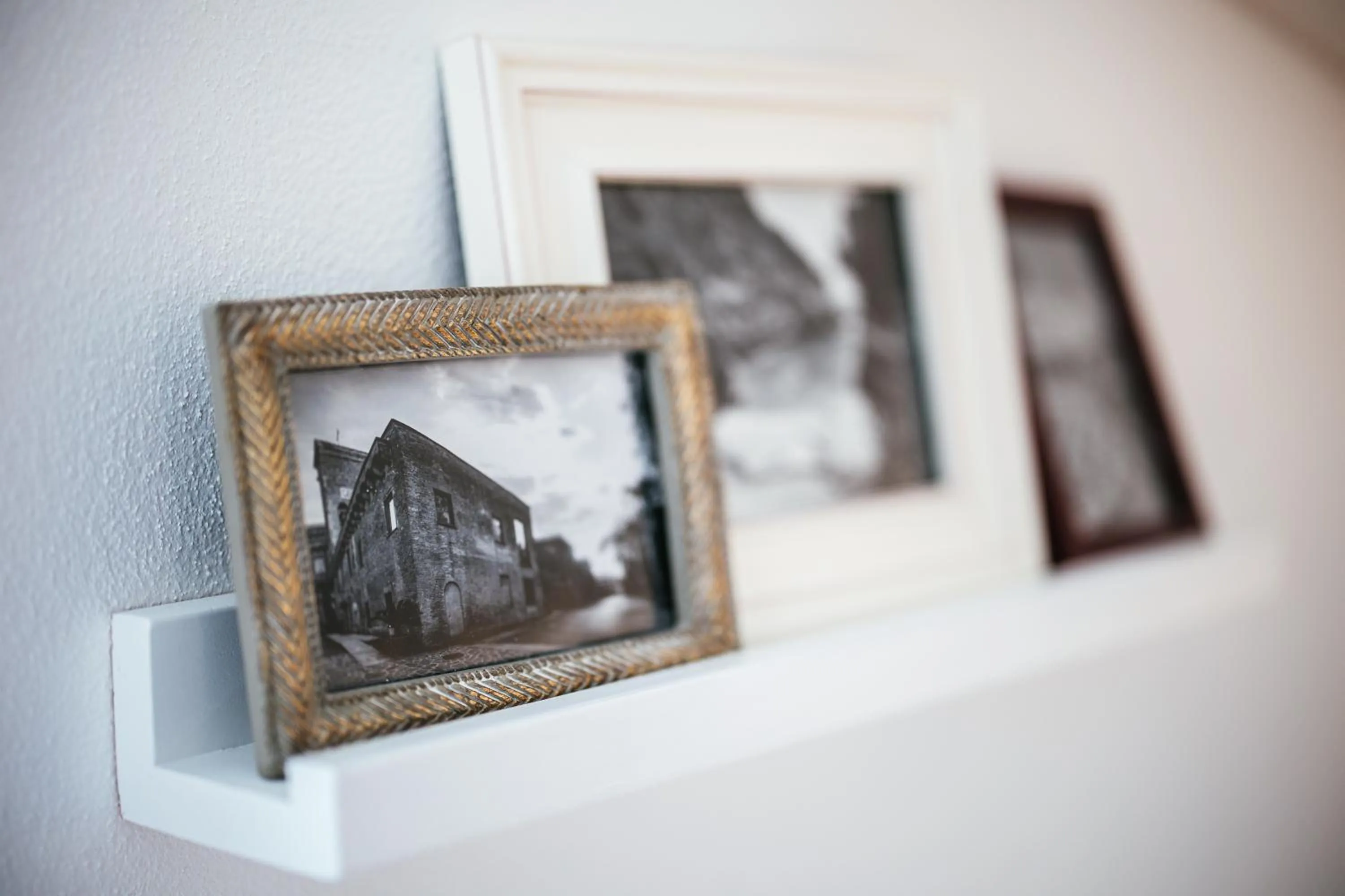 Decorative detail in MelRose Relais