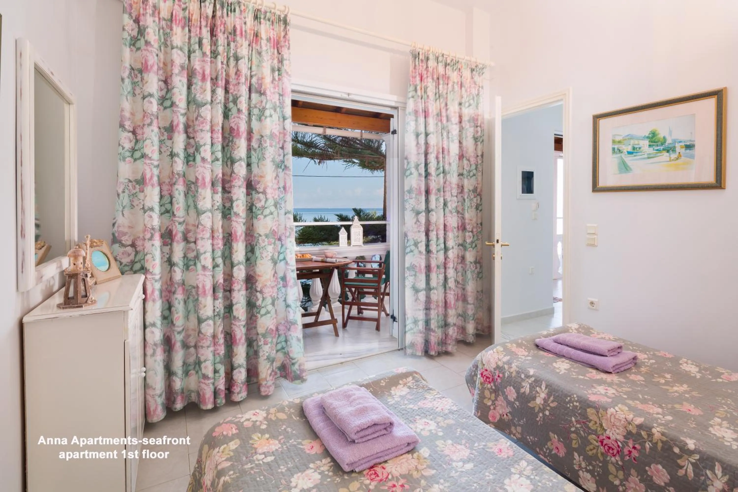 Bed in Anna Apartments Boukari