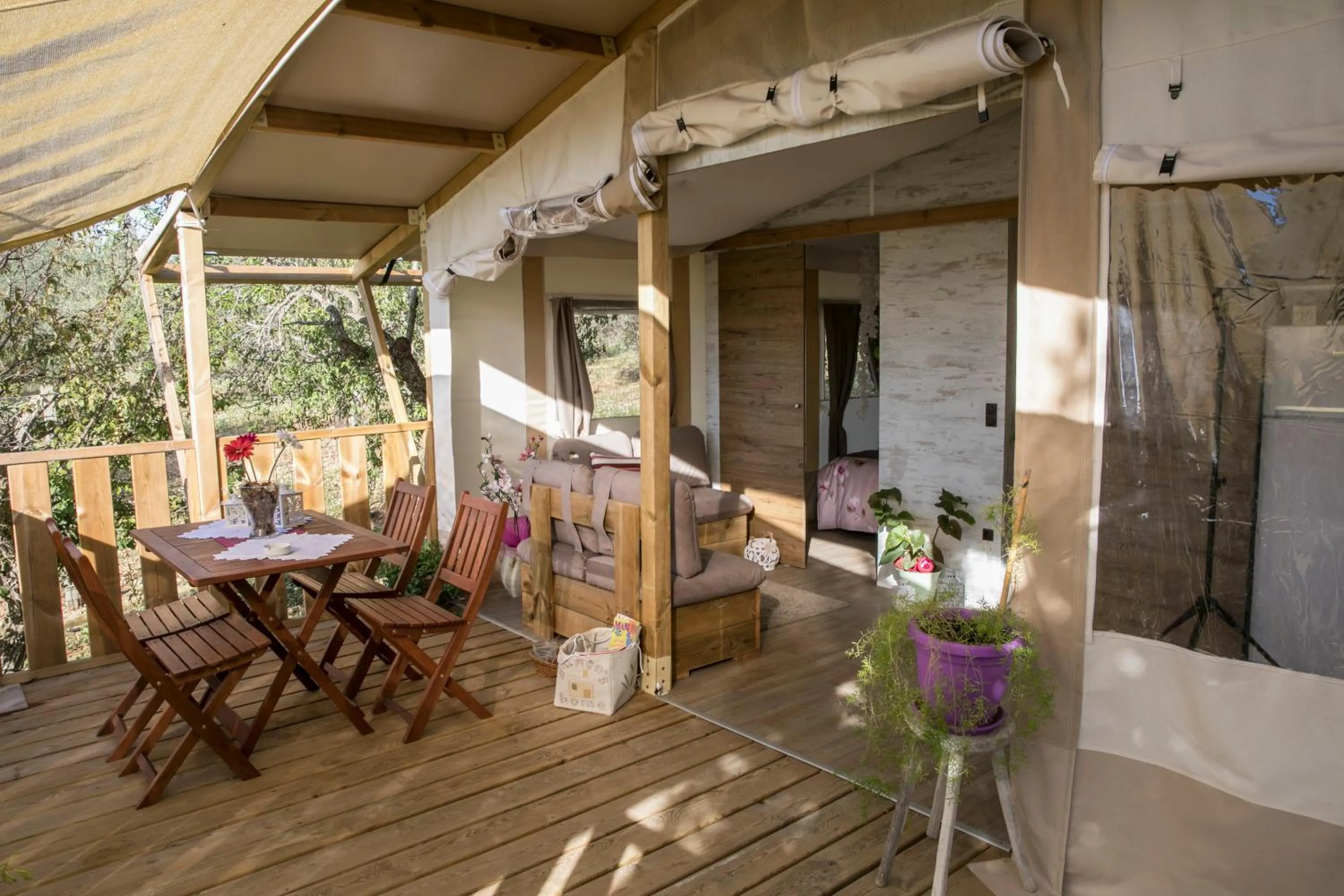 Patio in Ciriga Sicily Glamping