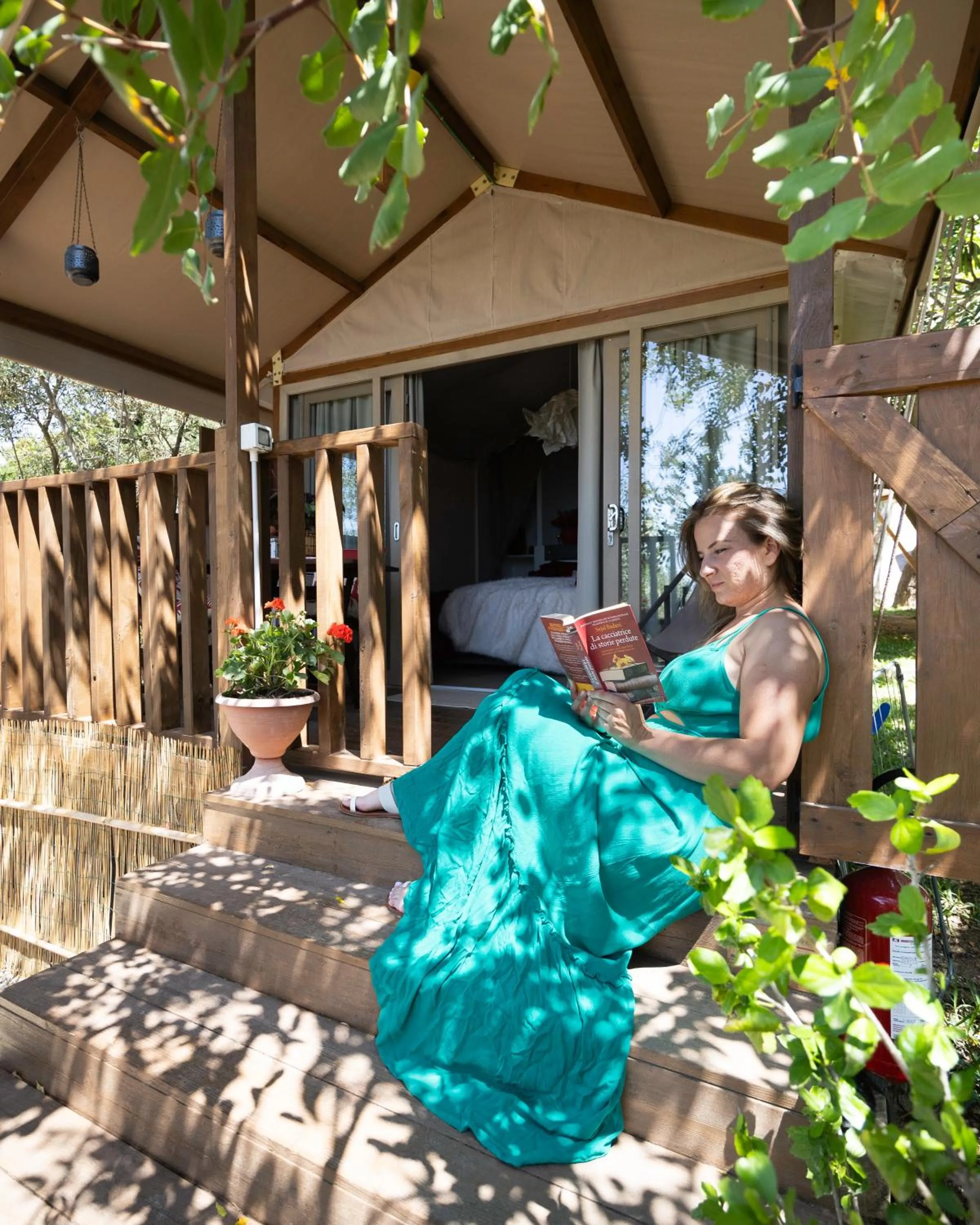 Patio in Ciriga Sicily Glamping