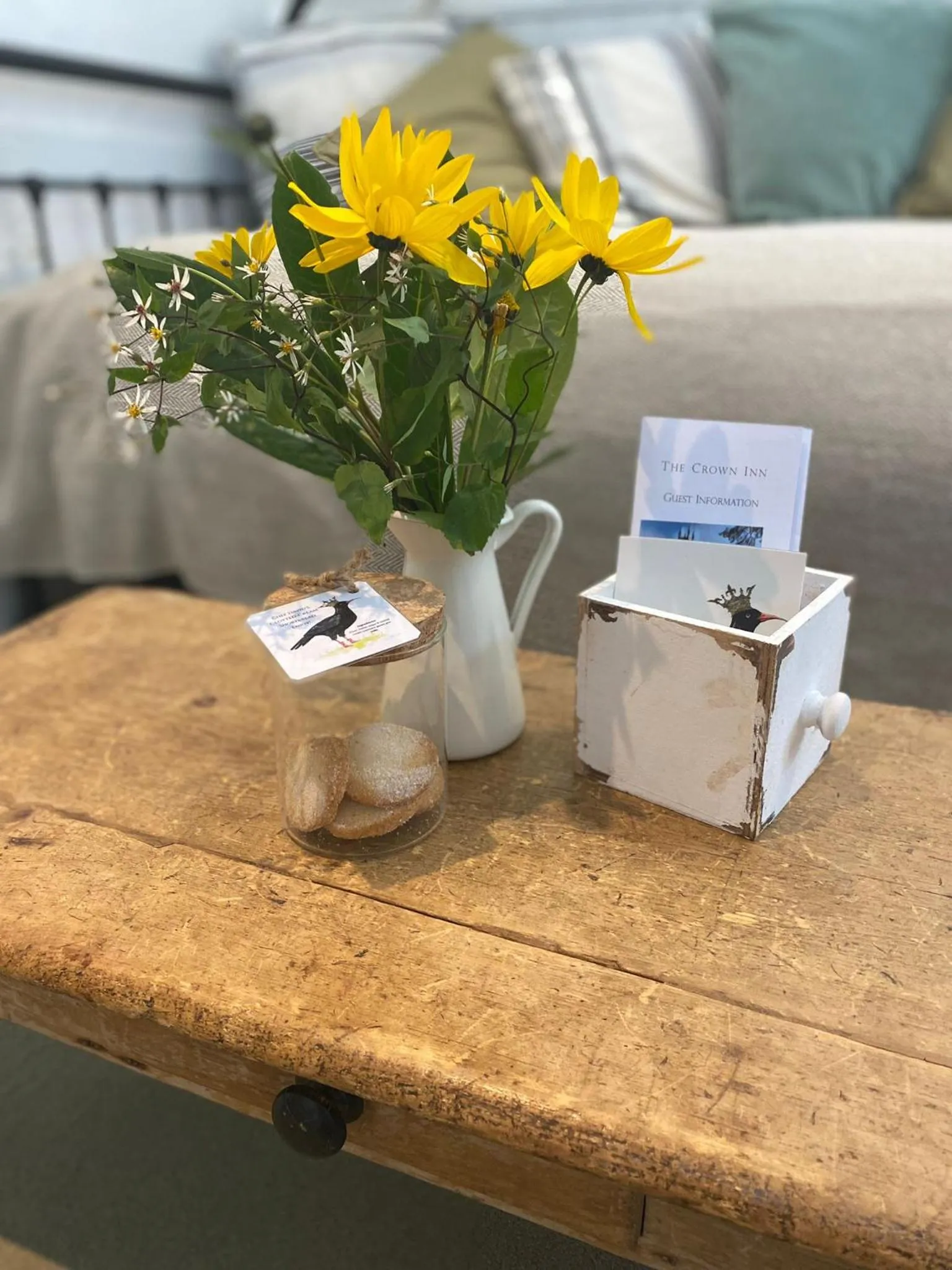 Bedroom in The Crown Inn