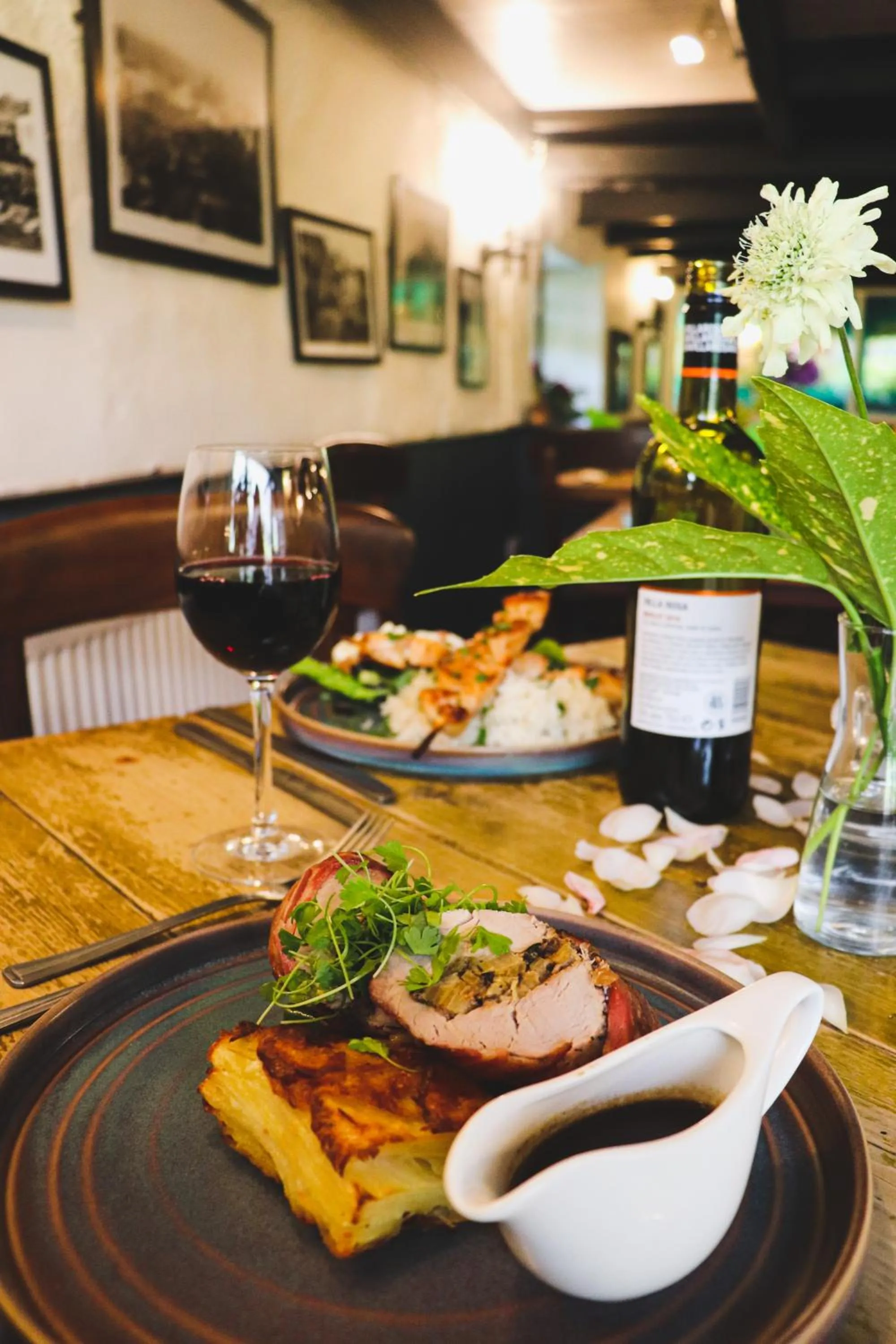 Food and drinks in The Crown Inn