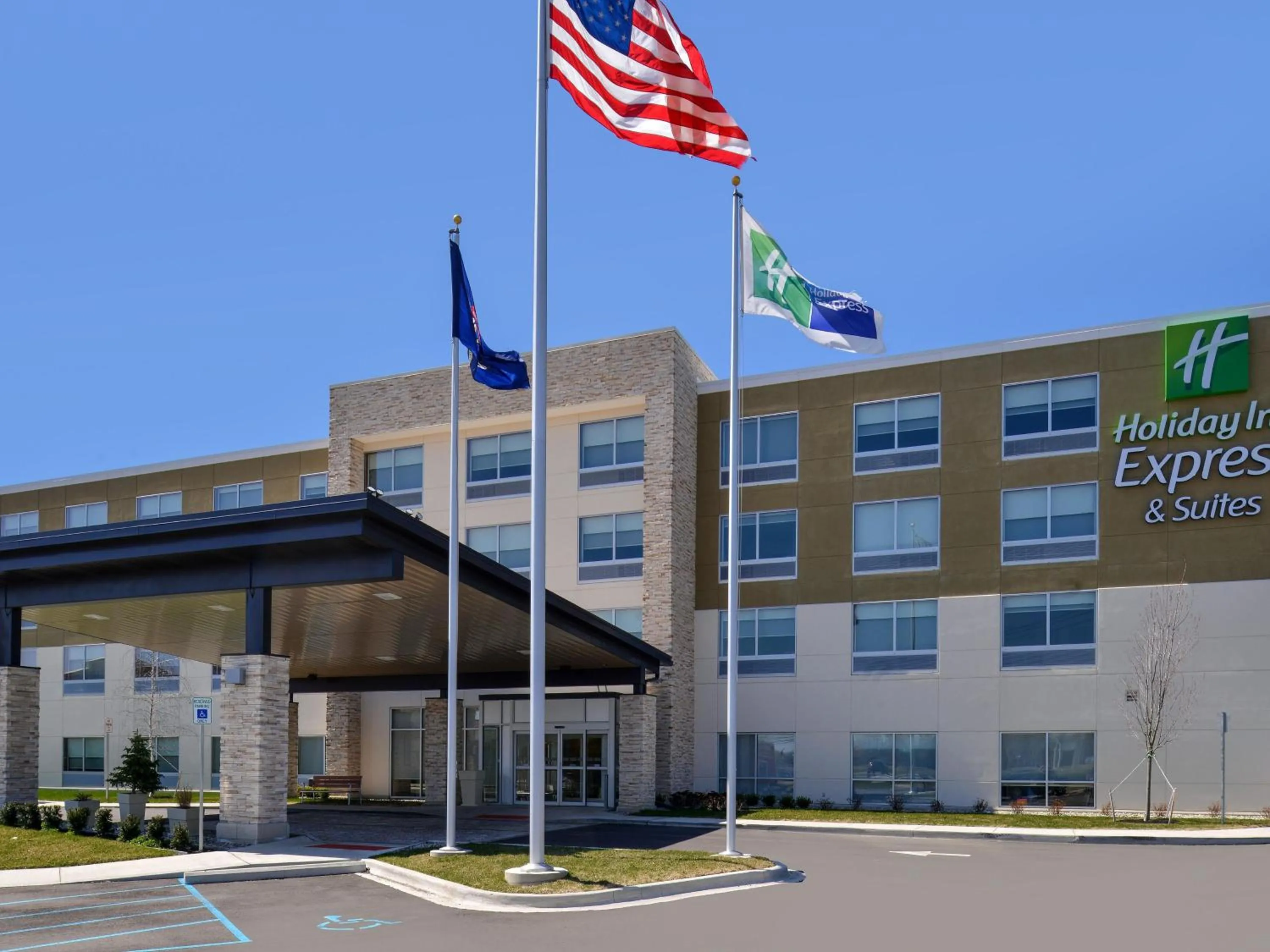 Property building in Holiday Inn Express & Suites - Brighton South - US 23 by IHG