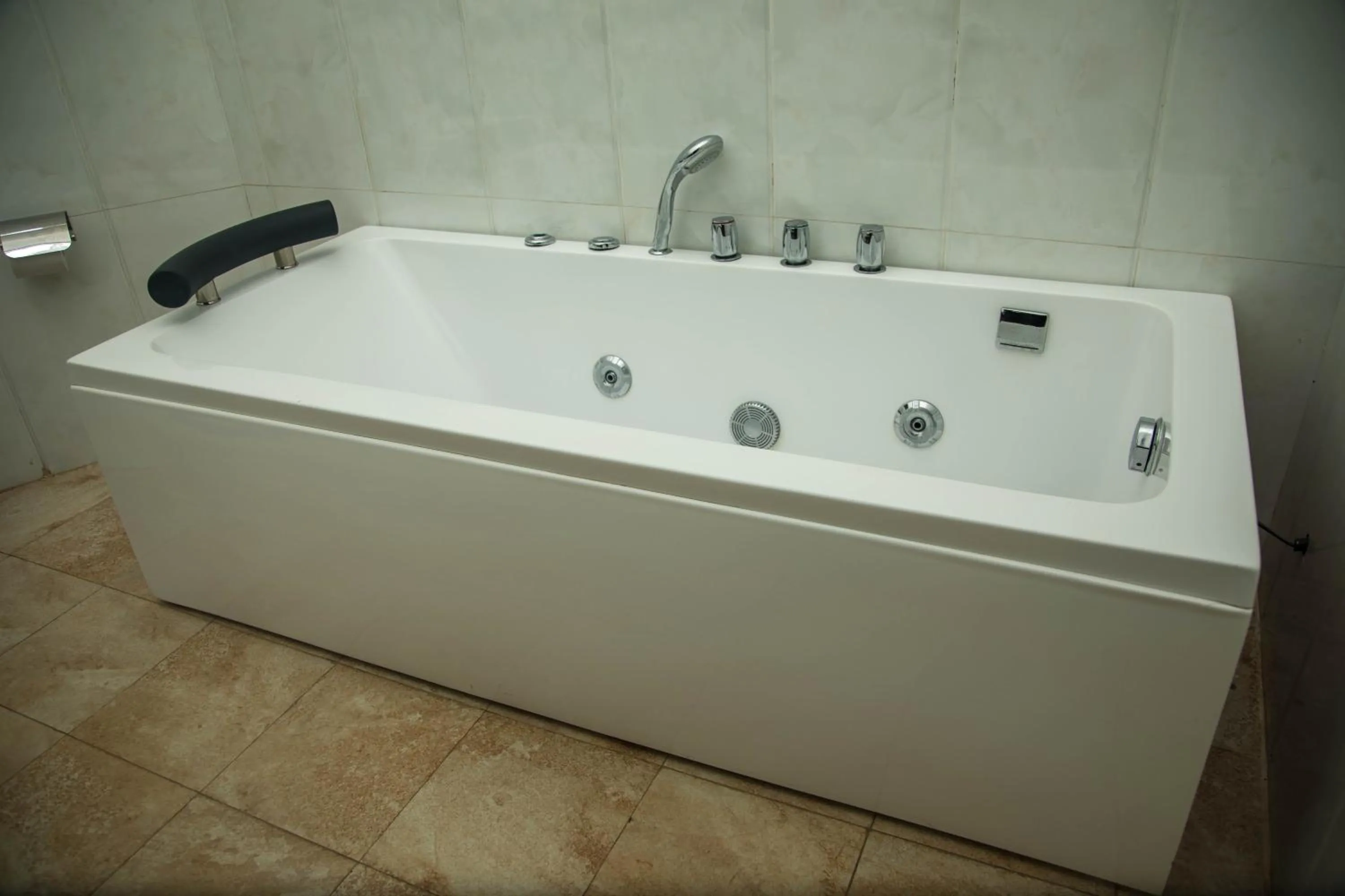 Bath in Panama Garden Resort