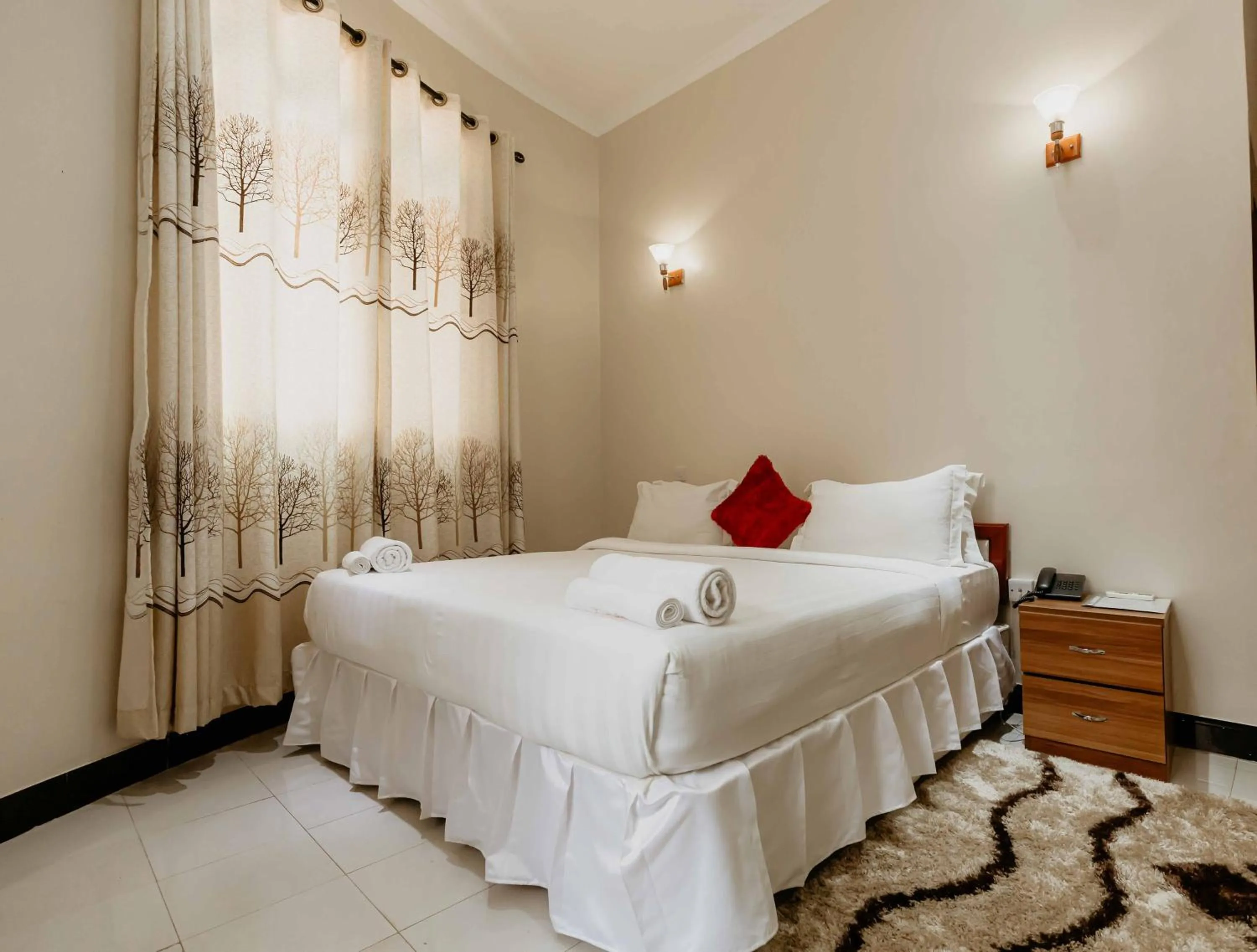 Bed in Panama Garden Resort