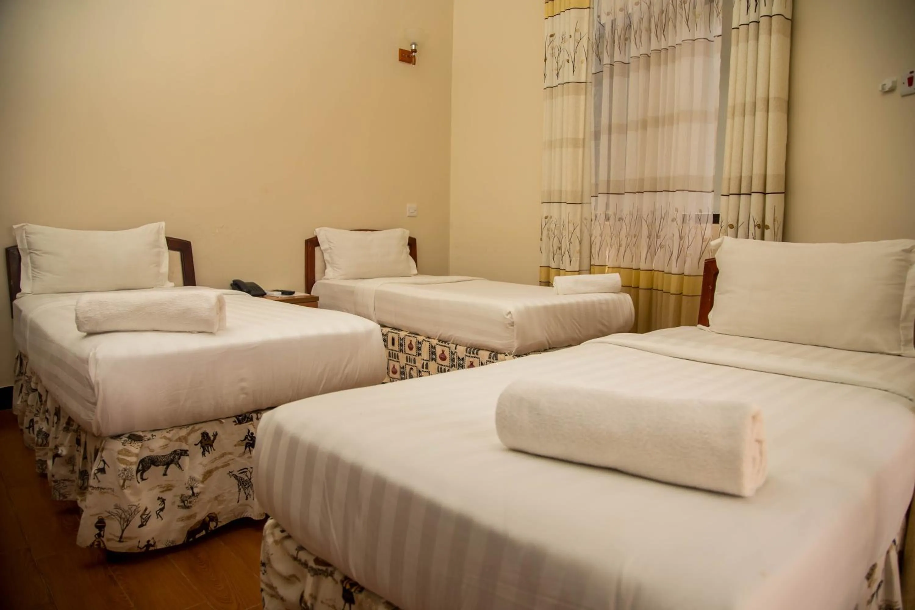 Bed in Panama Garden Resort