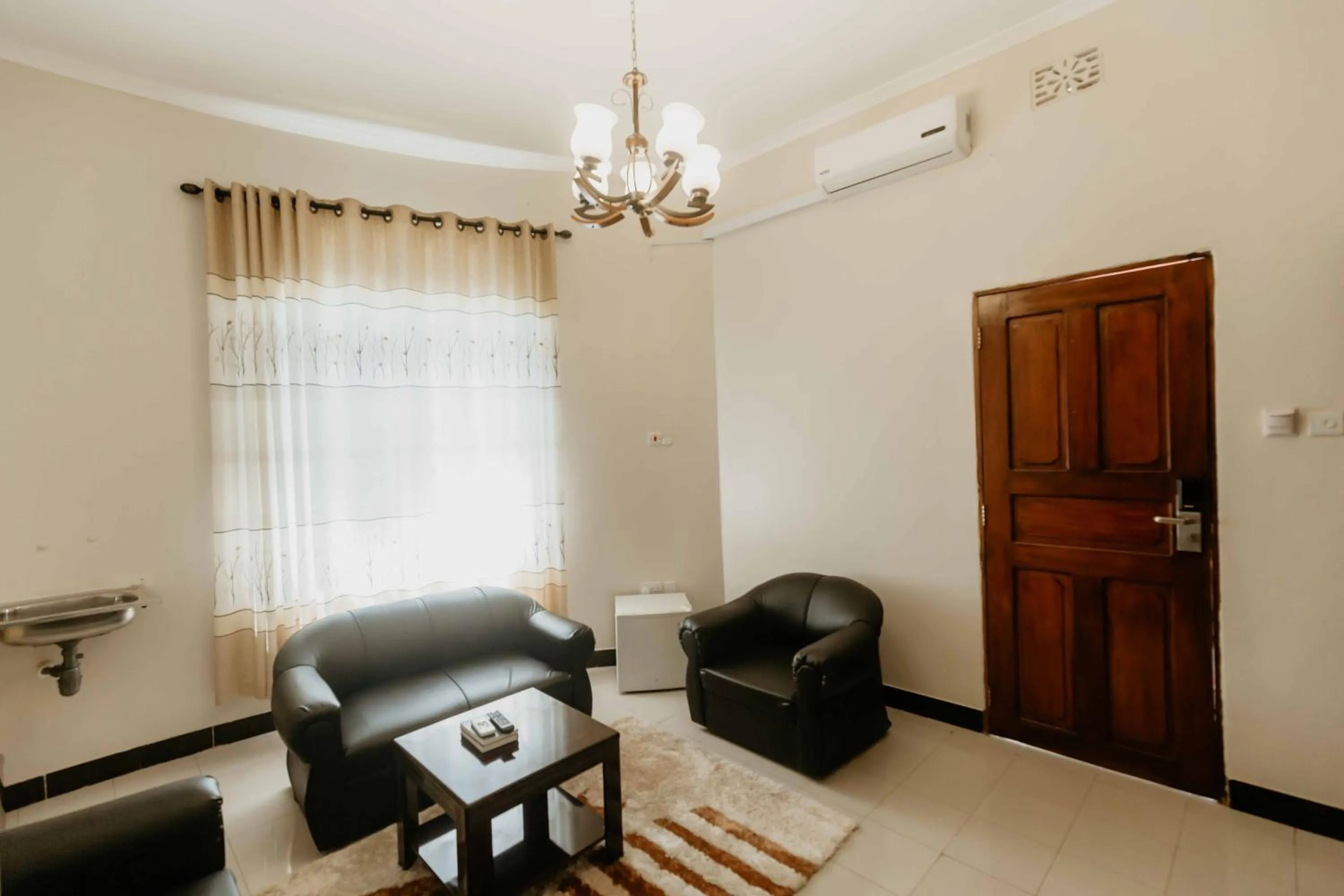 Seating area in Panama Garden Resort