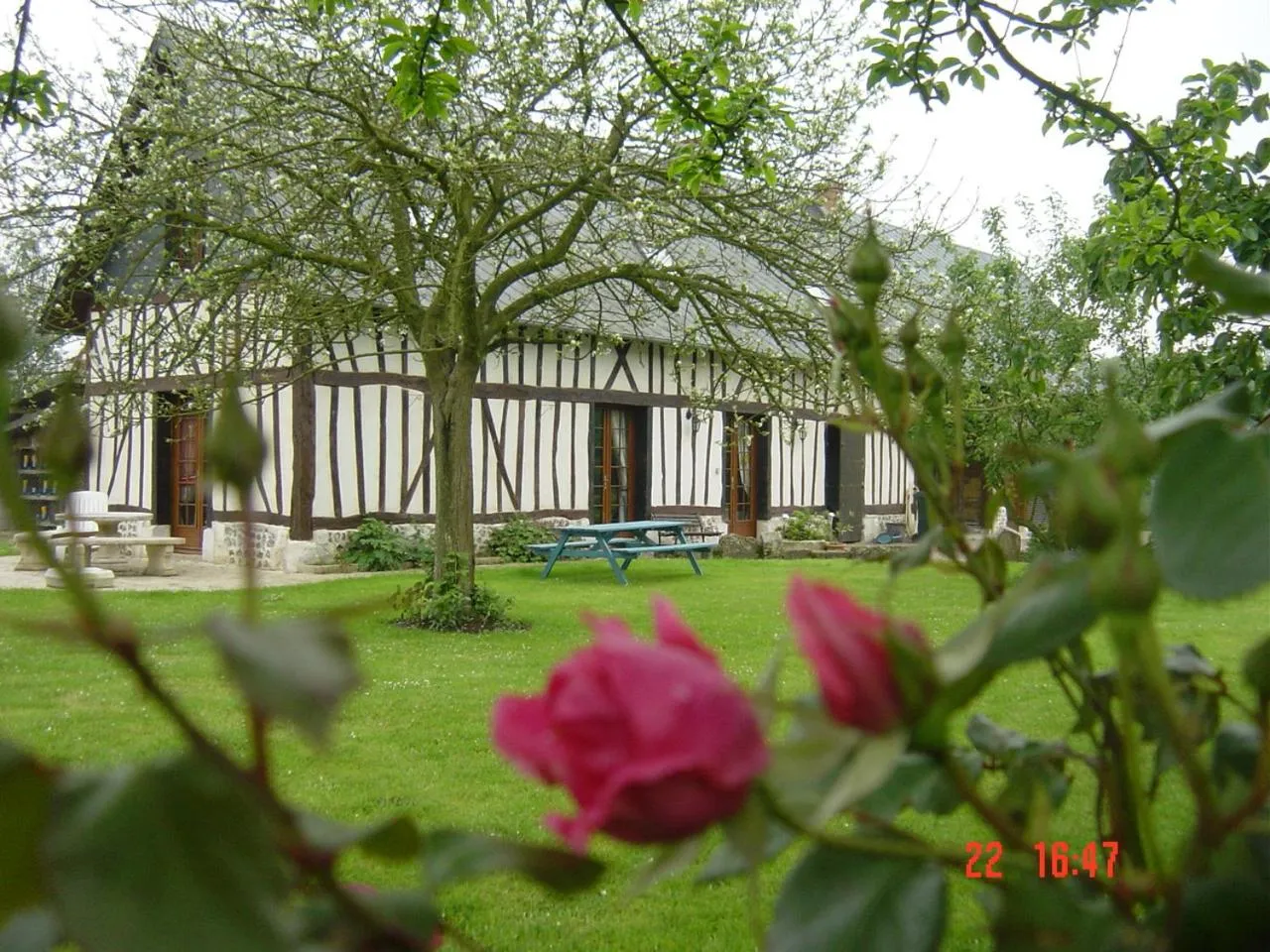 Garden view in Chambre Du Panorama