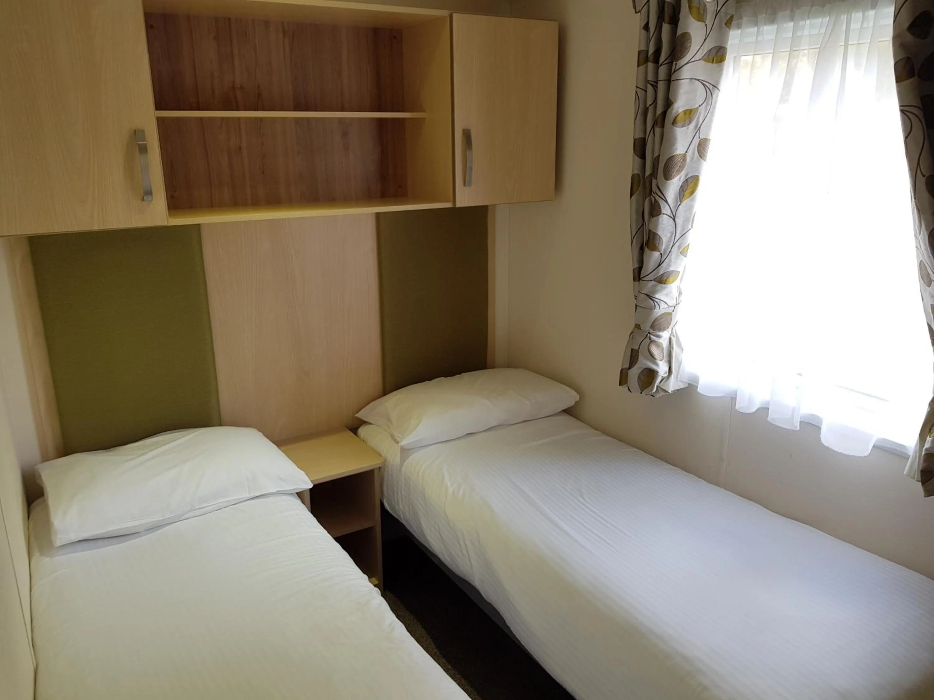 Bedroom, Bed in South Bay Holiday Park