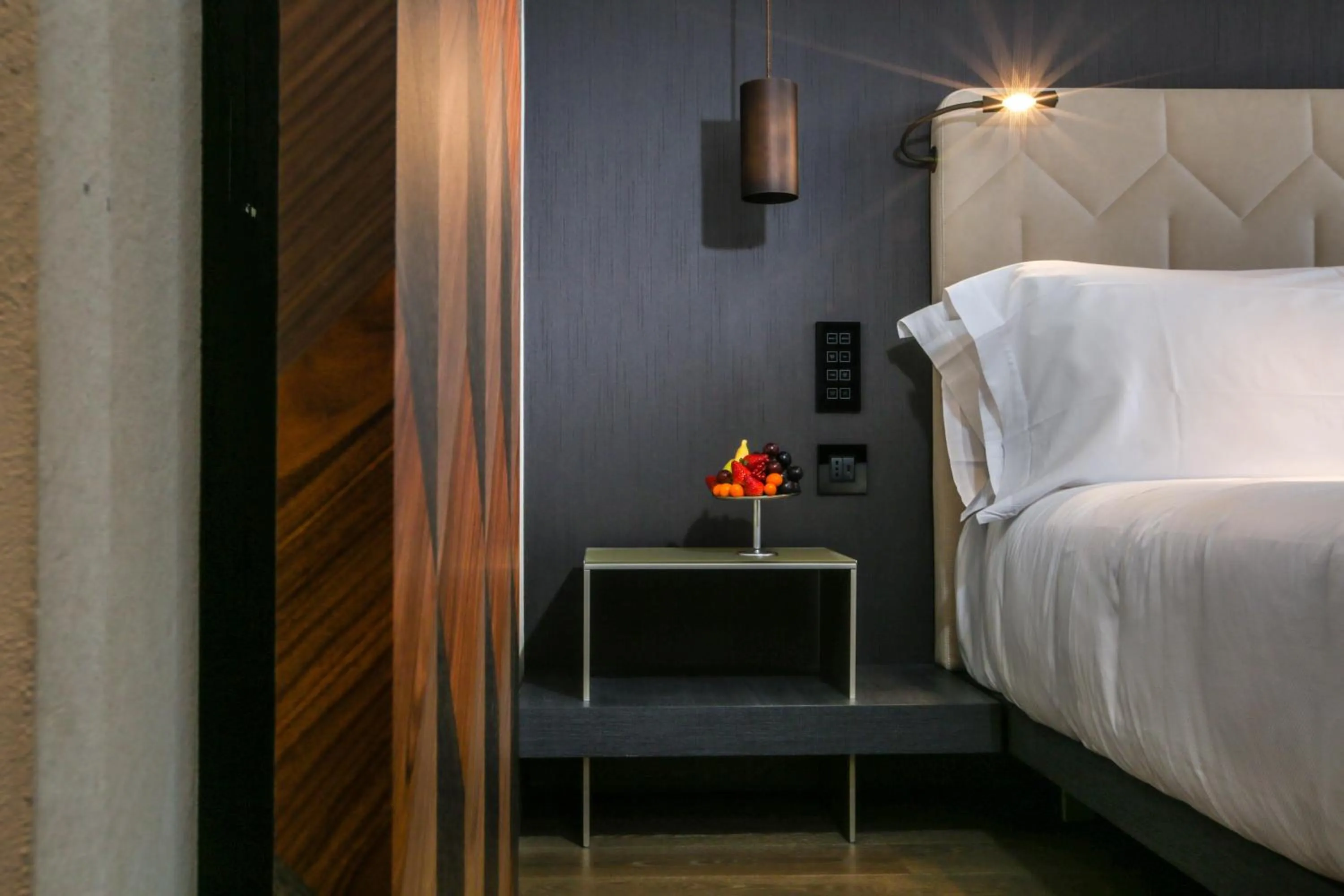 Bed in Hotel VIU Milan, a Member of Design Hotels