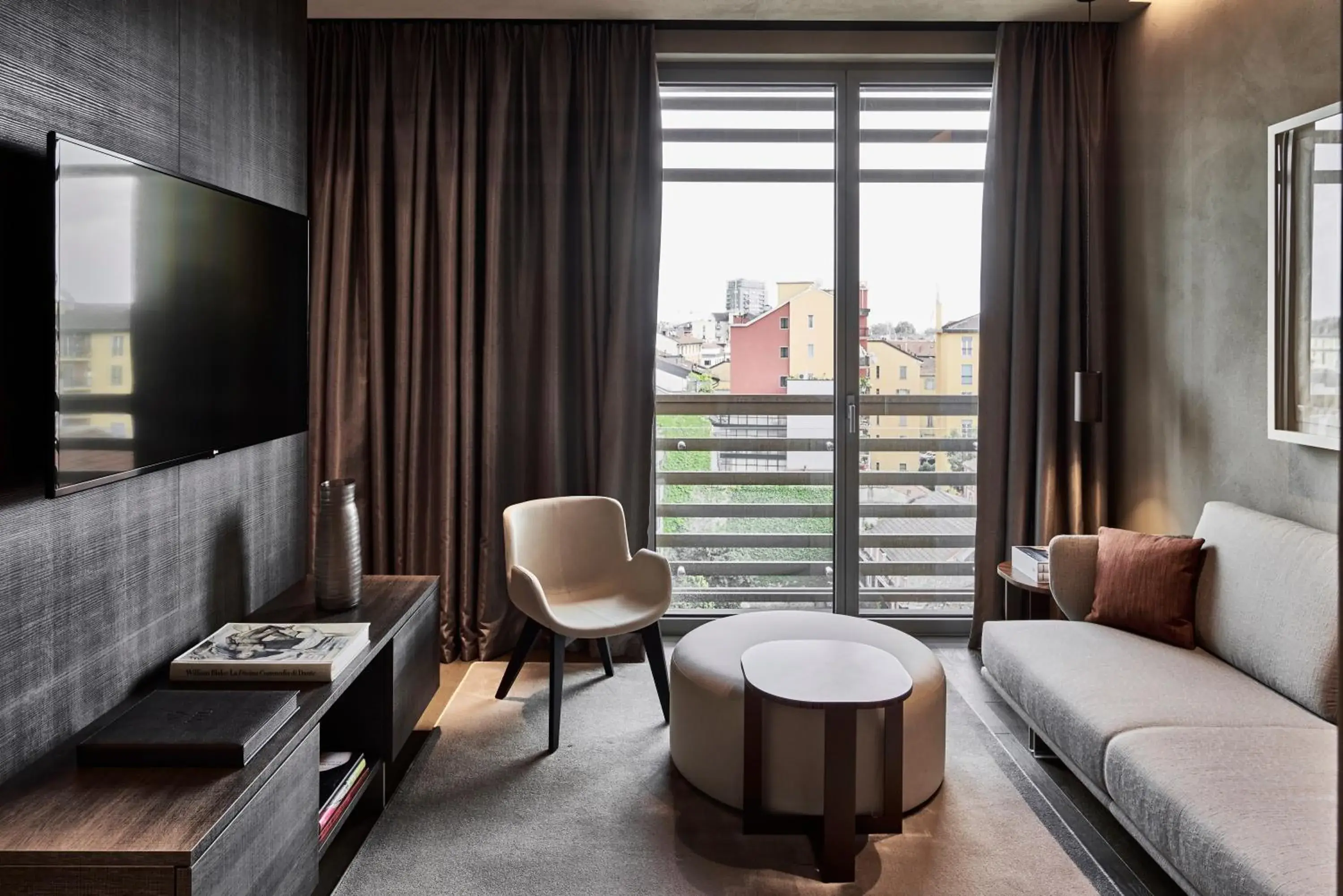 Junior Suite in Hotel VIU Milan, a Member of Design Hotels Junior Suite in Hotel VIU Milan, a Member of Design Hotels