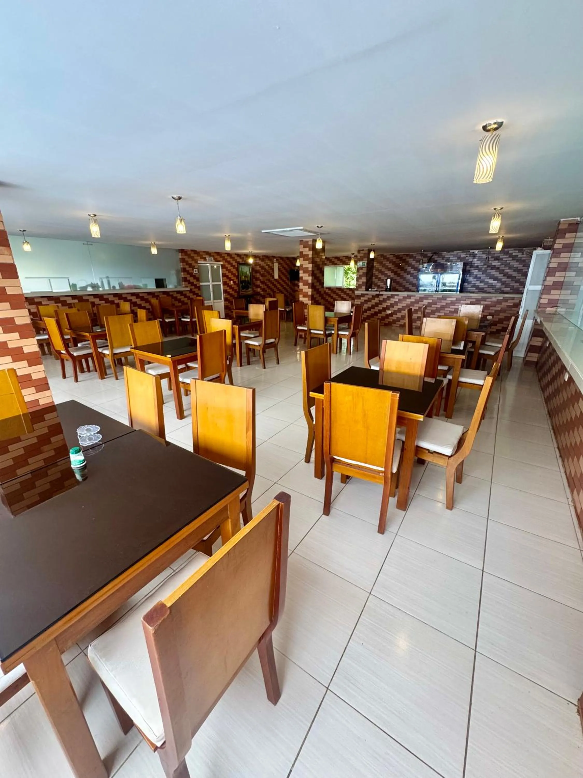 Restaurant/places to eat in Hotel El Bosque Valledupar