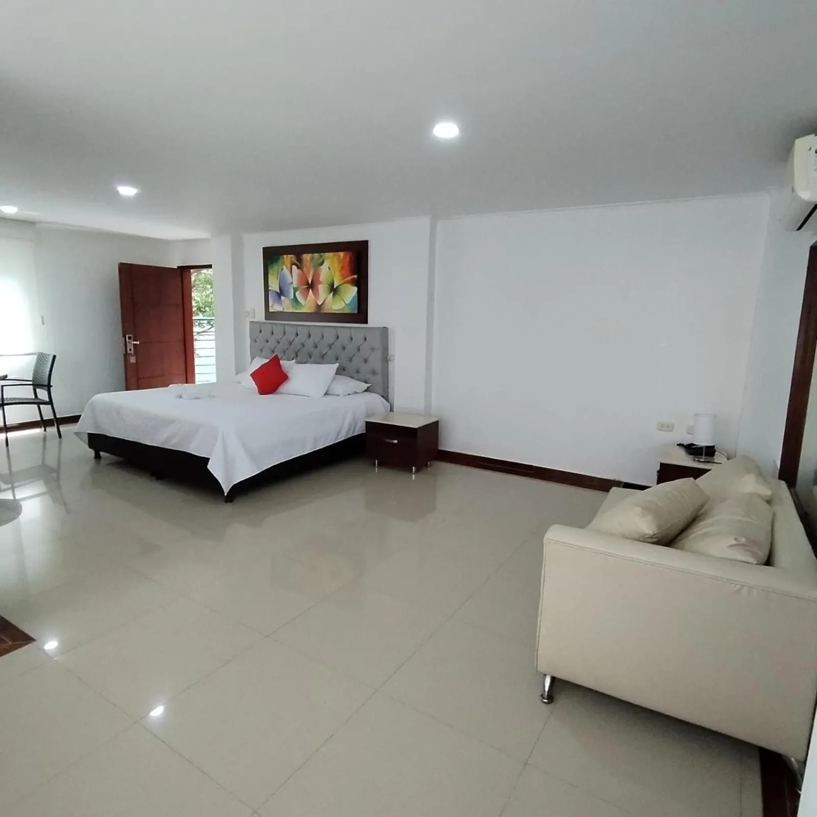 Bedroom, Bed in Hotel El Bosque Valledupar