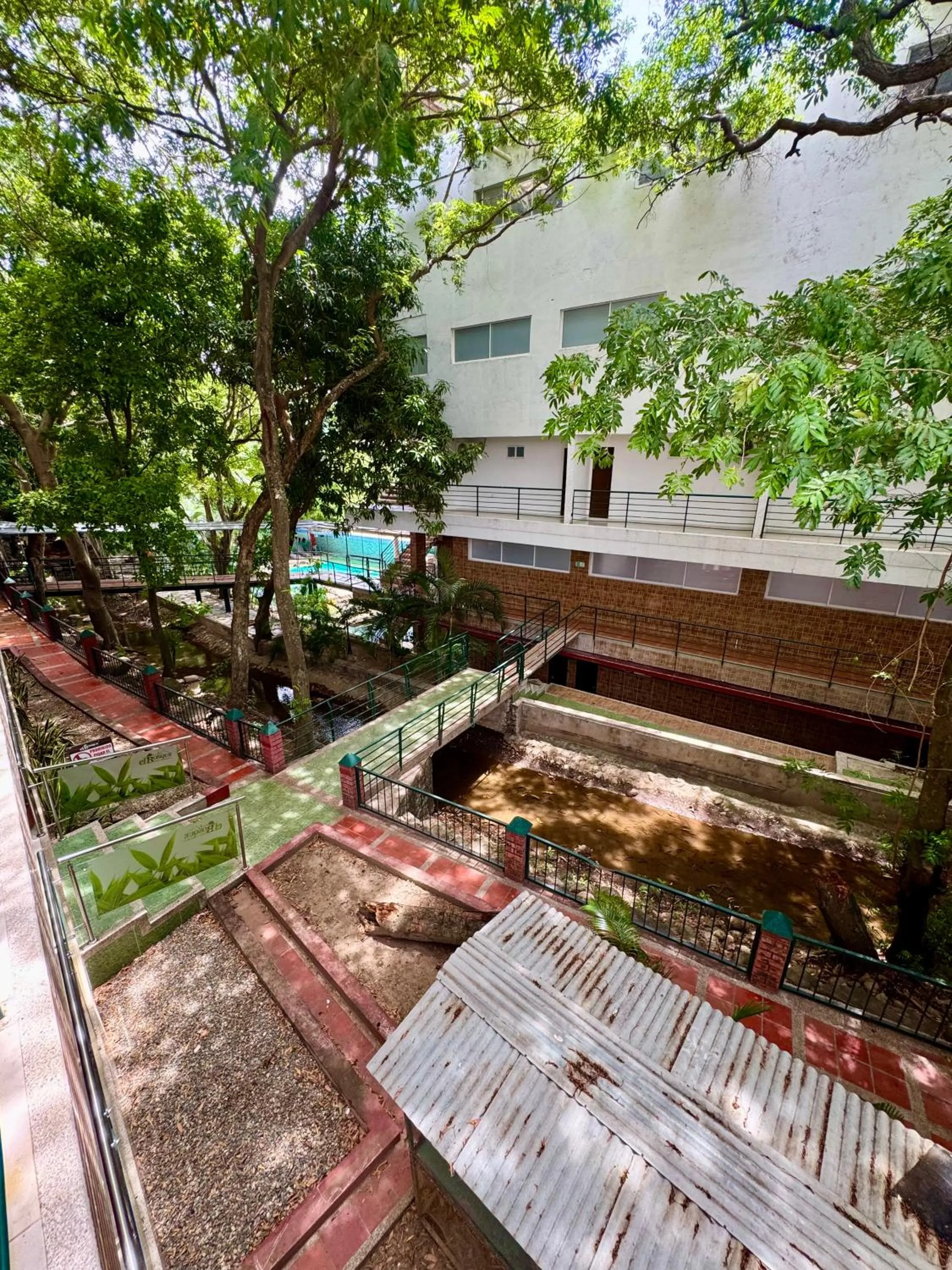 Spring in Hotel El Bosque Valledupar