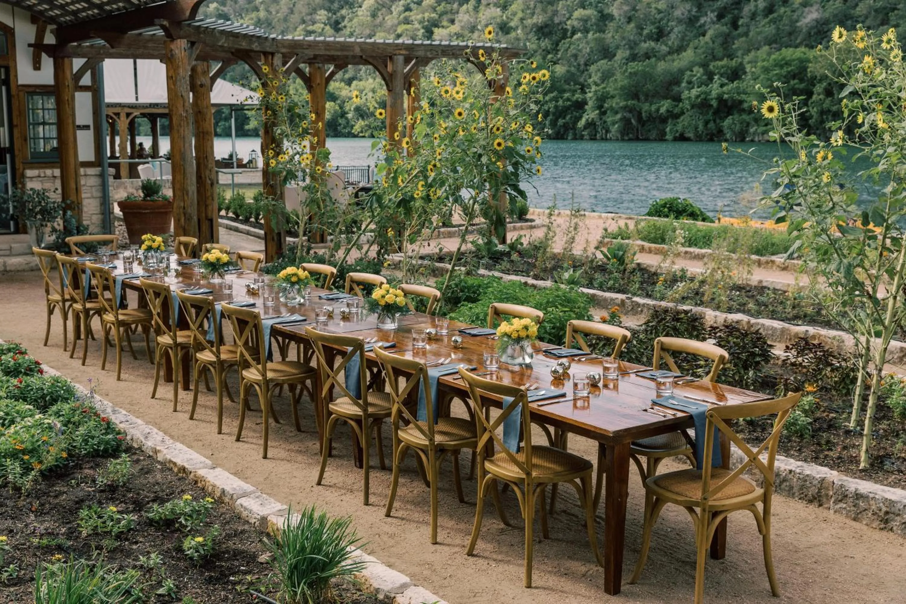 wedding in Lake Austin Spa Resort - All Inclusive