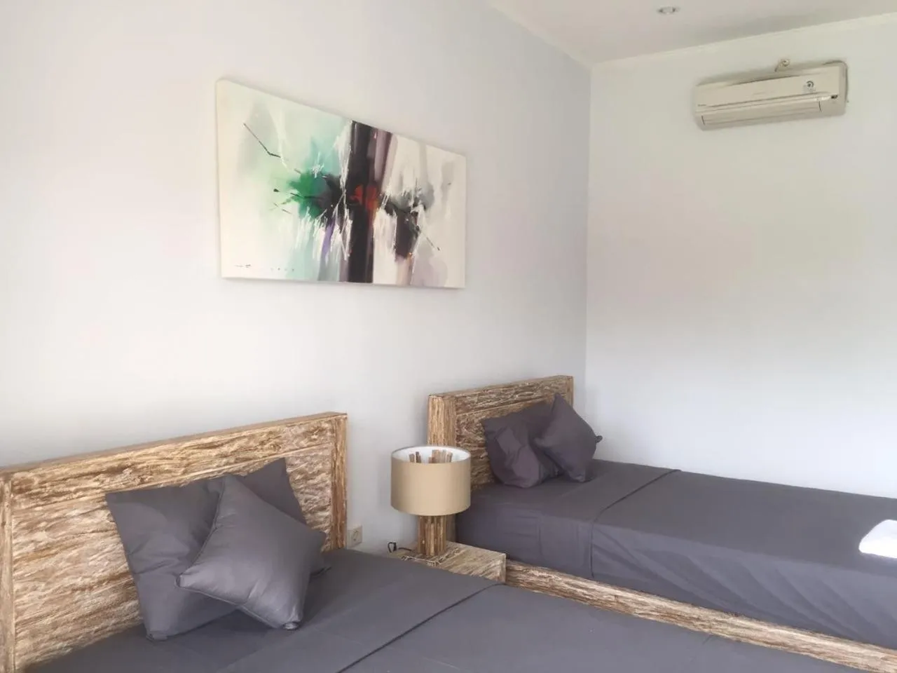 Bed in Lemon Guest House