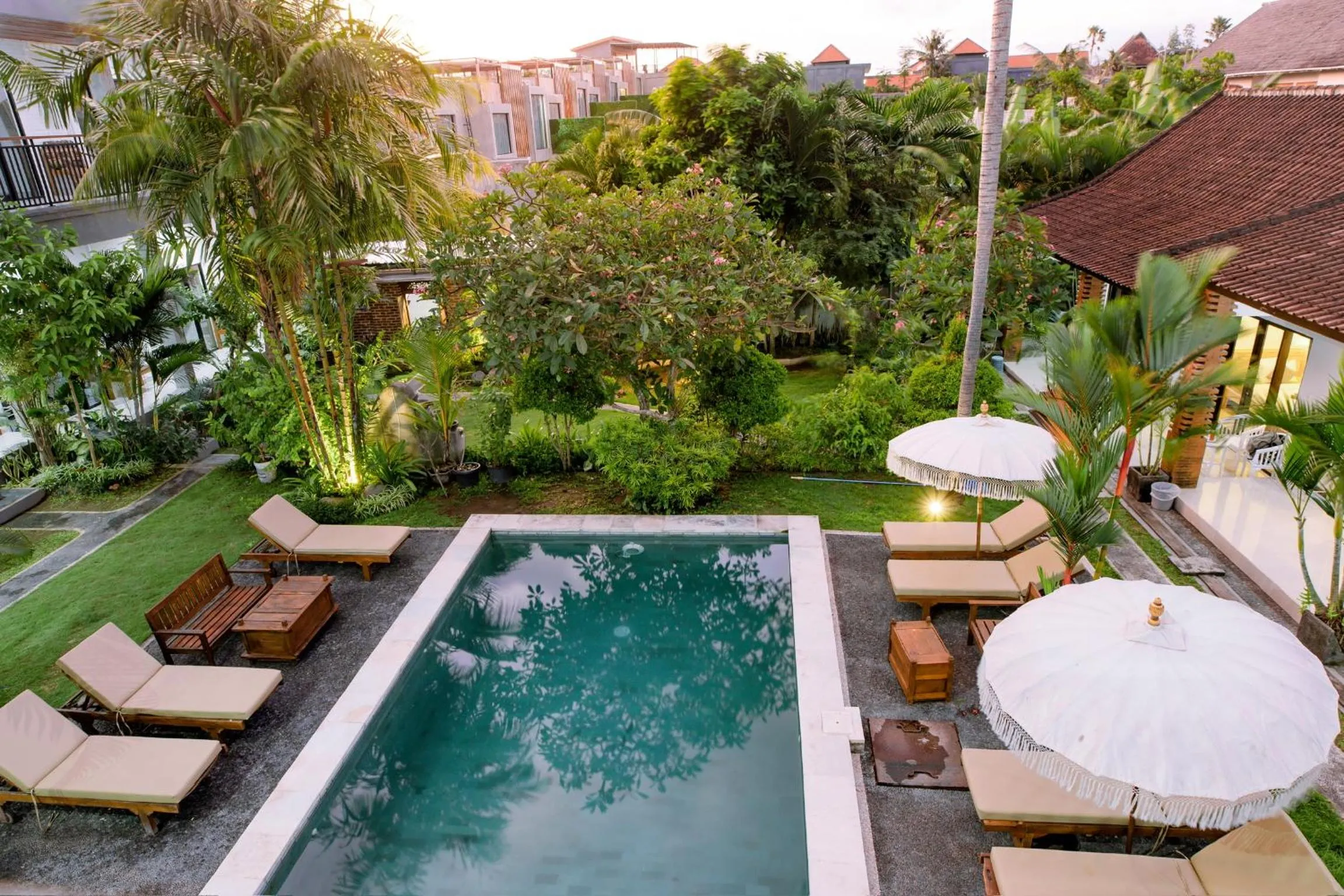 Property building in Lemon Guest House