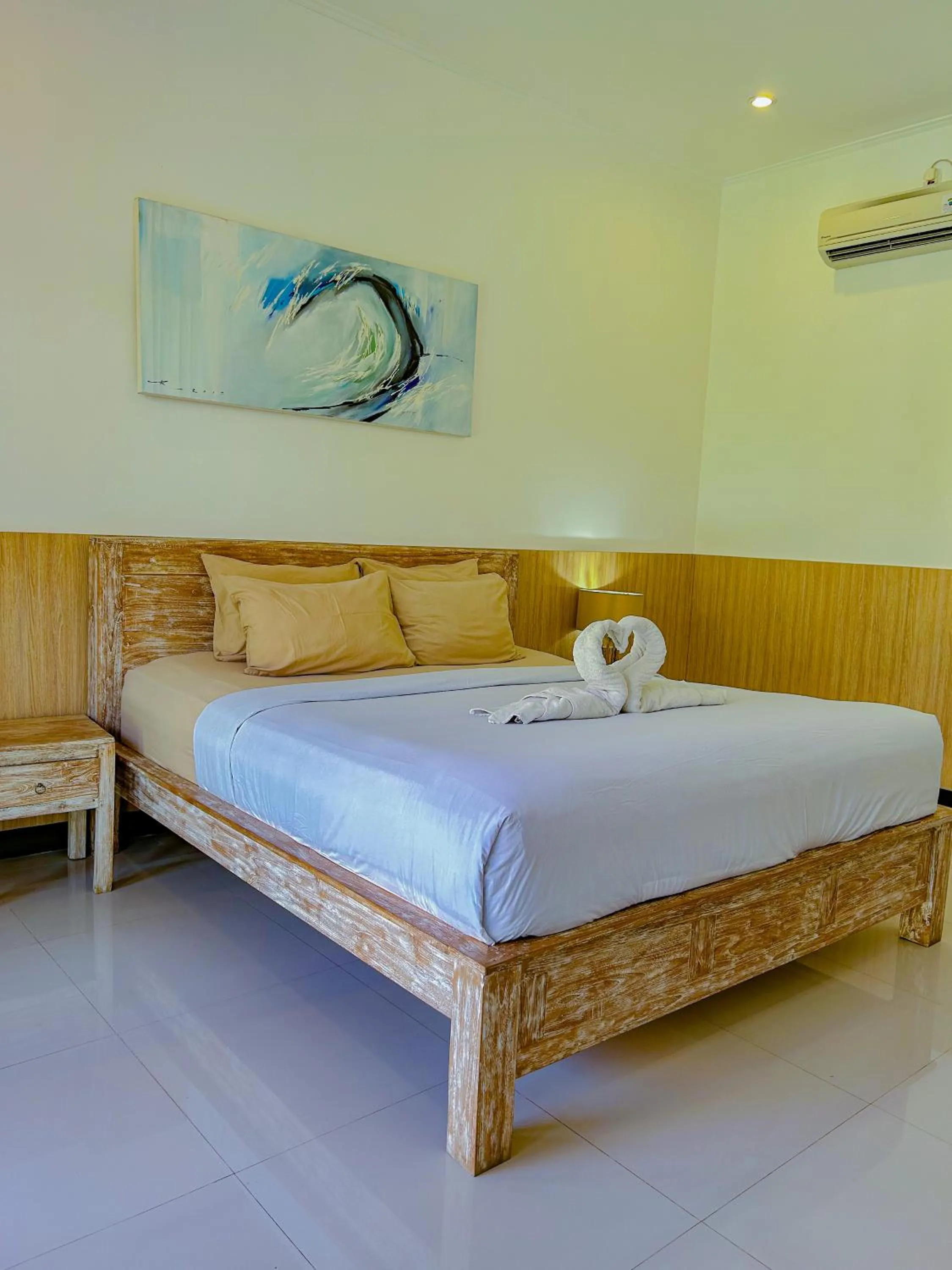 Bed in Lemon Guest House