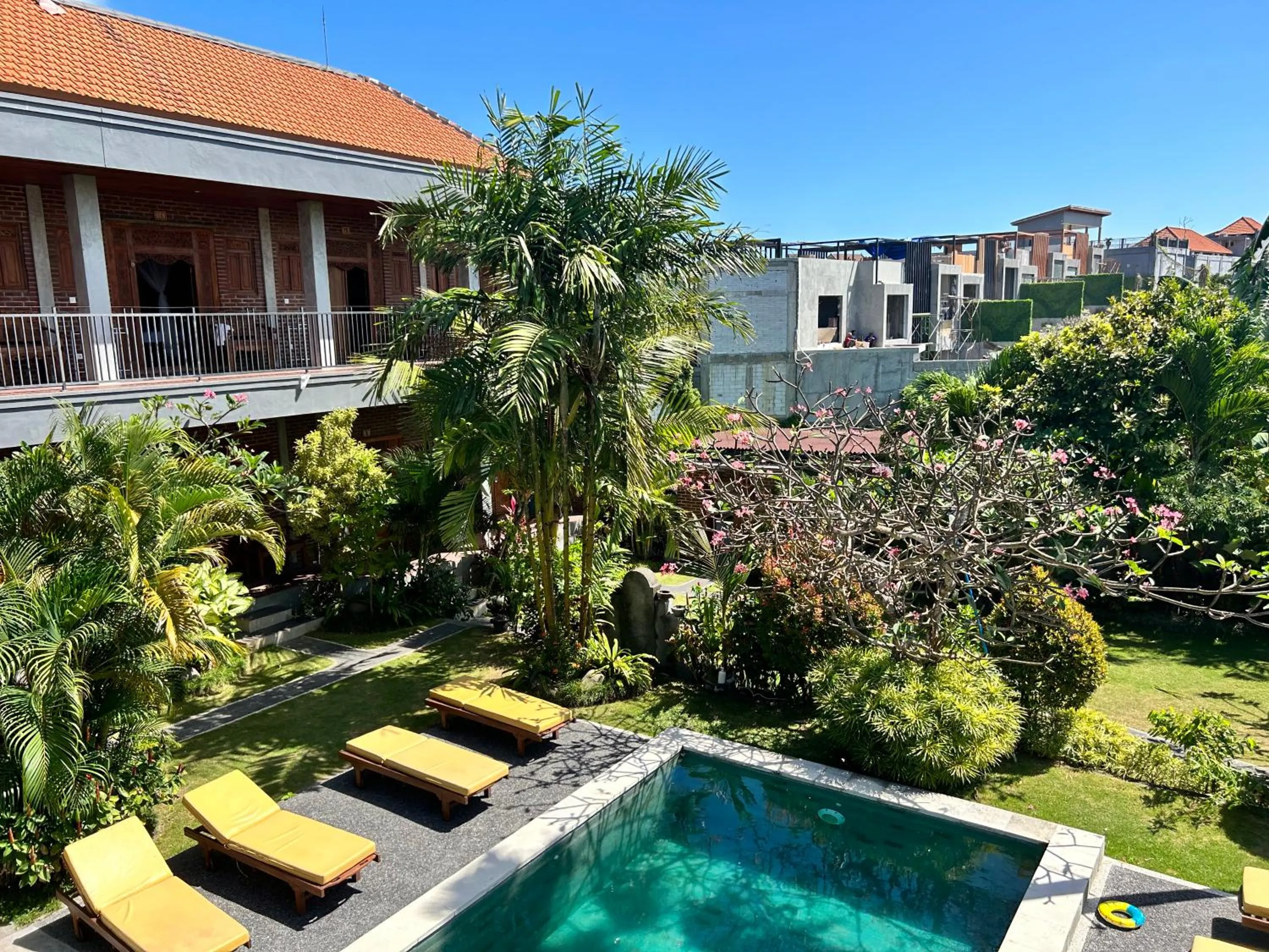 Property building in Lemon Guest House