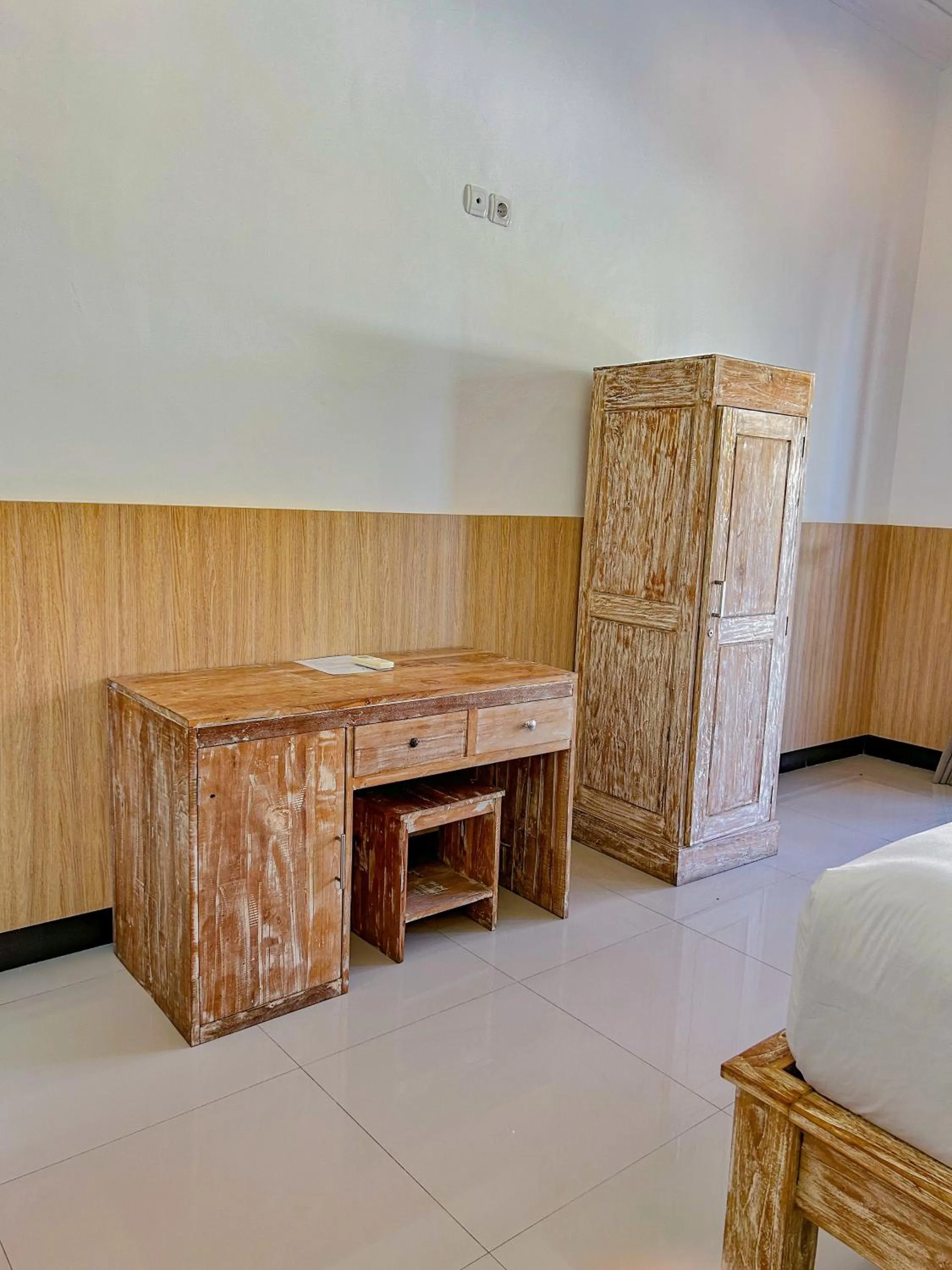 Bed in Lemon Guest House