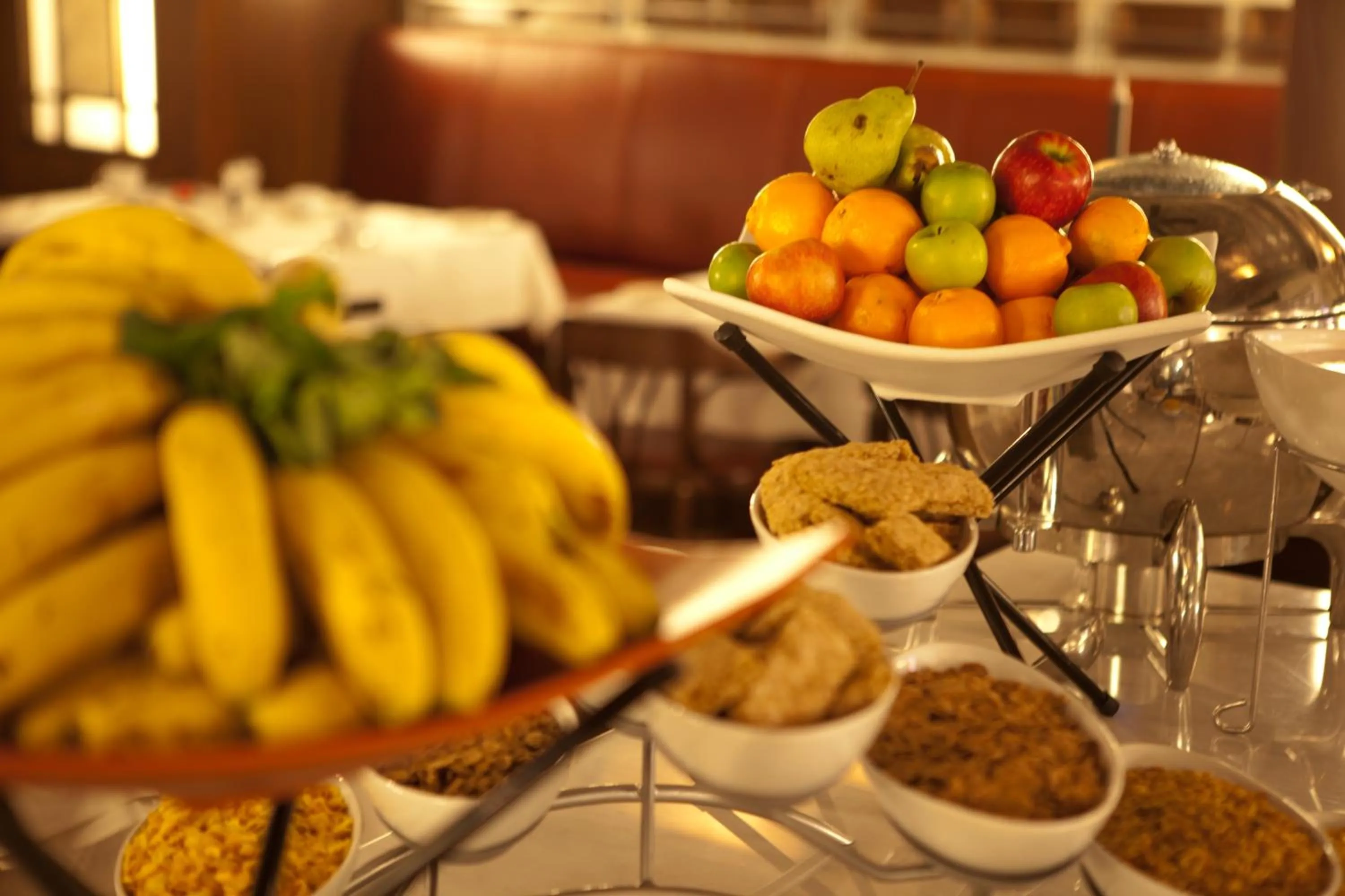 Restaurant/places to eat in DAVINCI Suites