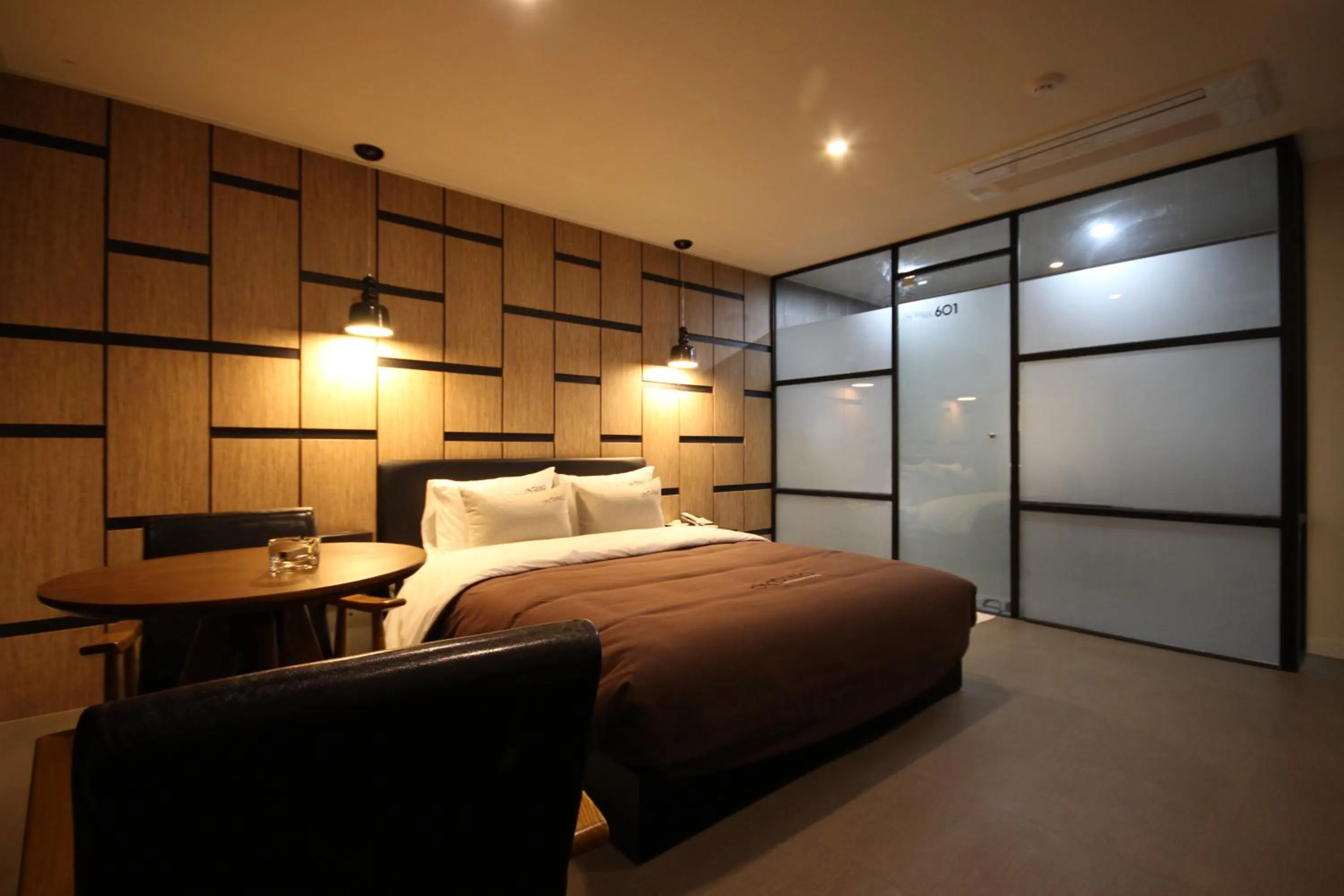 Bed in Busan Station Dino Hotel