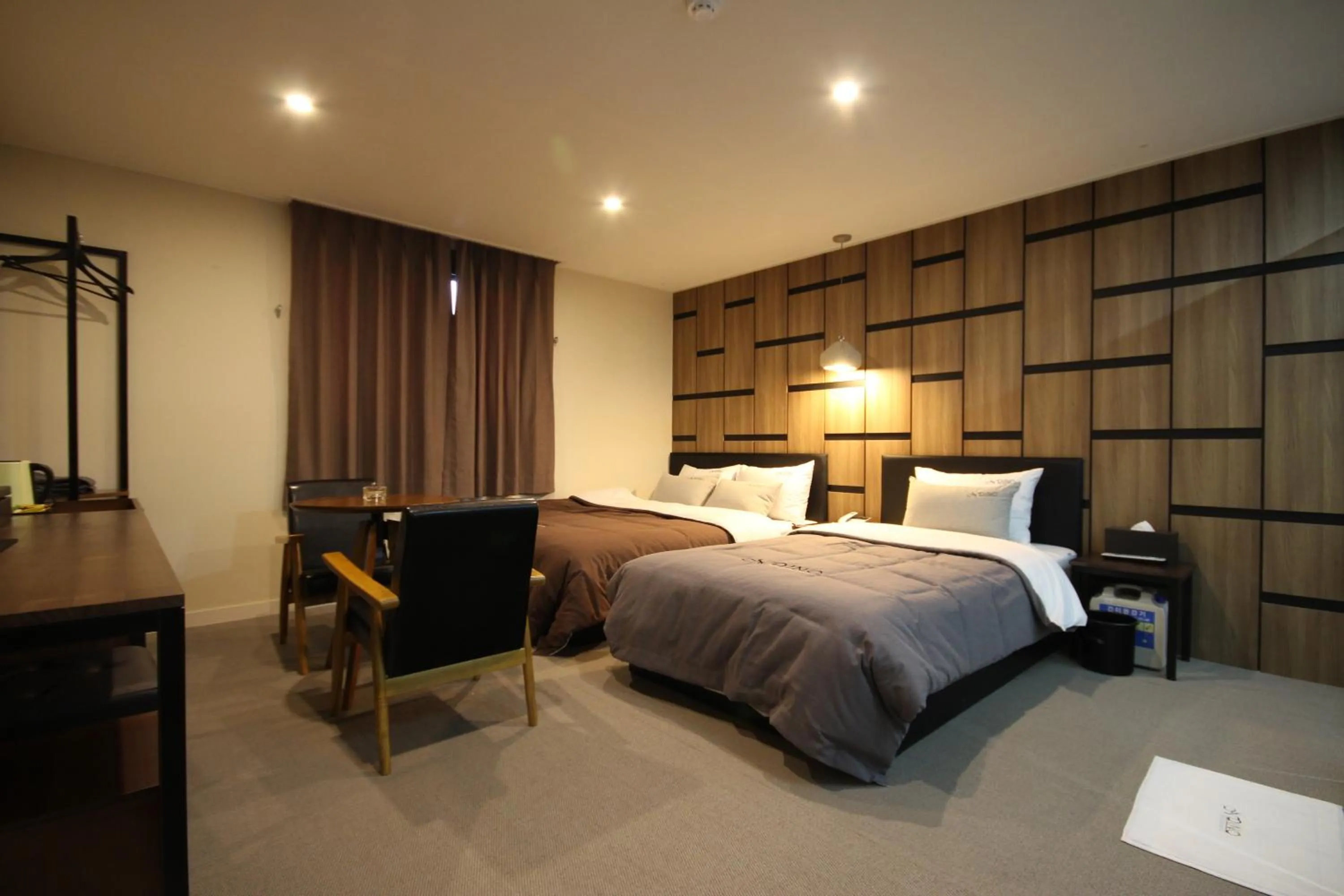 Bed in Busan Station Dino Hotel