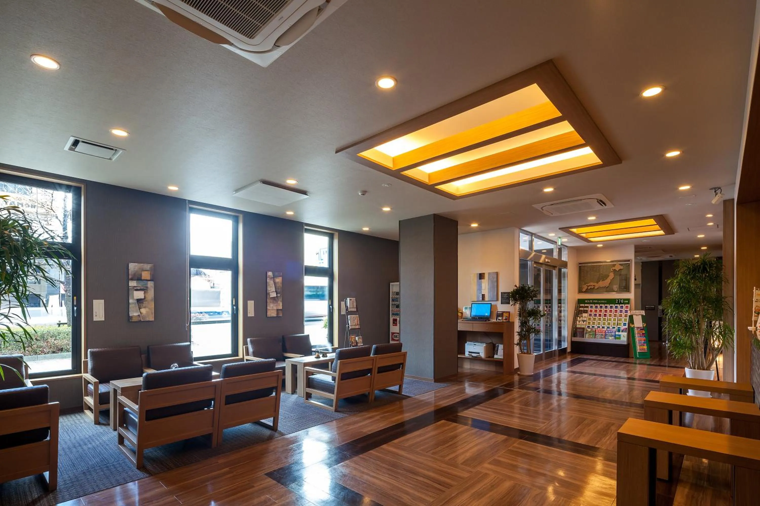 Lobby or reception in Hotel Route-Inn Higashihiroshima Saijo Ekimae